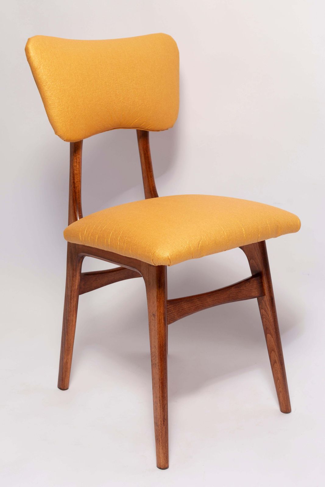 Set Of Four Mid Century Butterfly Dining Chairs, Pineapple Leather, Europe 1960s photo furniture