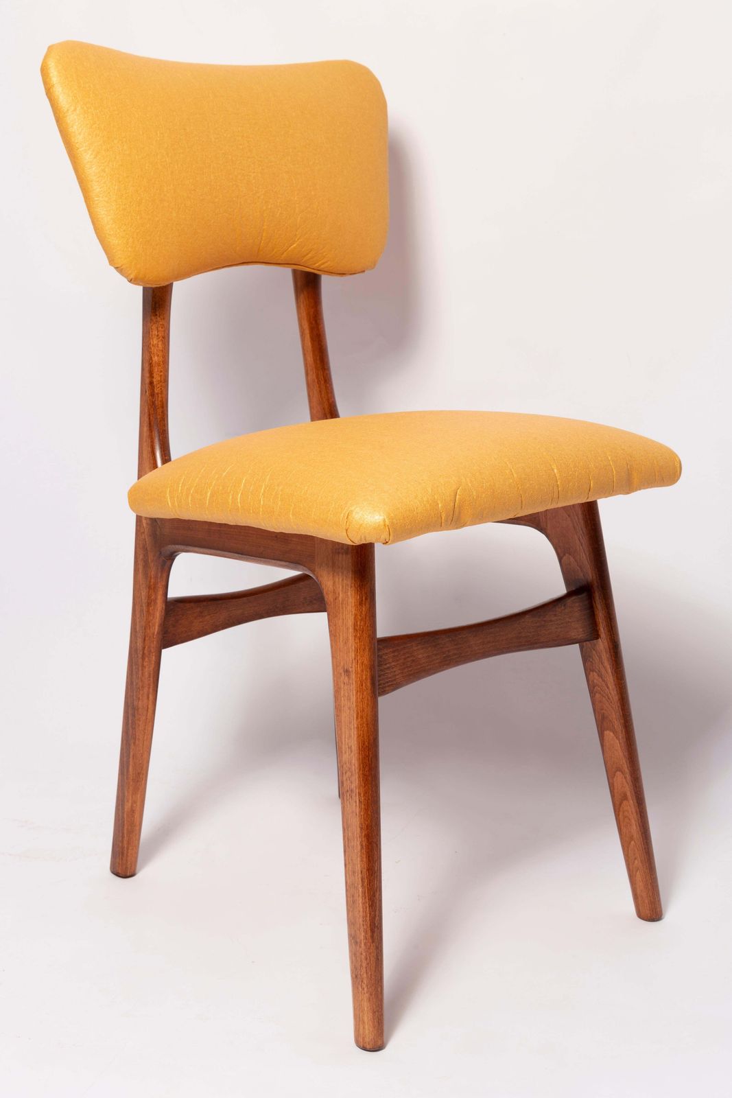 Set Of Four Mid Century Butterfly Dining Chairs, Pineapple Leather, Europe 1960s photo for sale