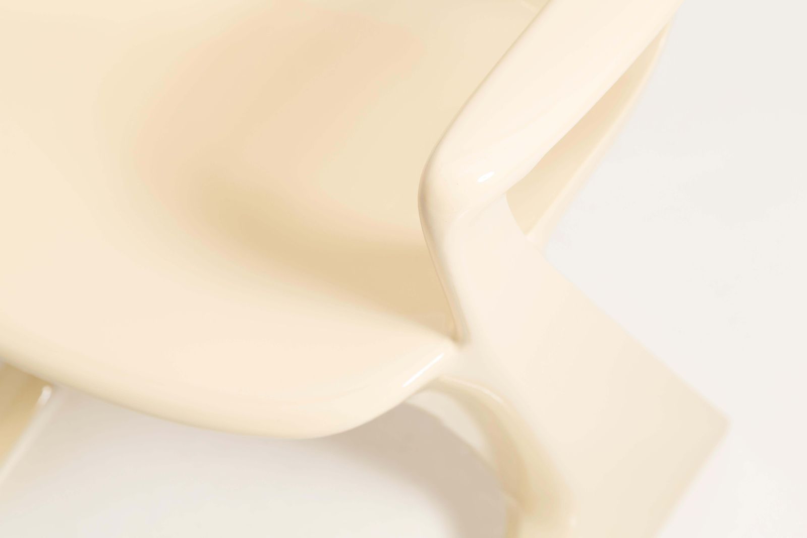 photo furniture Pair Of Mid Century Light Beige Kangaroo Chairs, Ernst Moeckl, Germany, 1968
