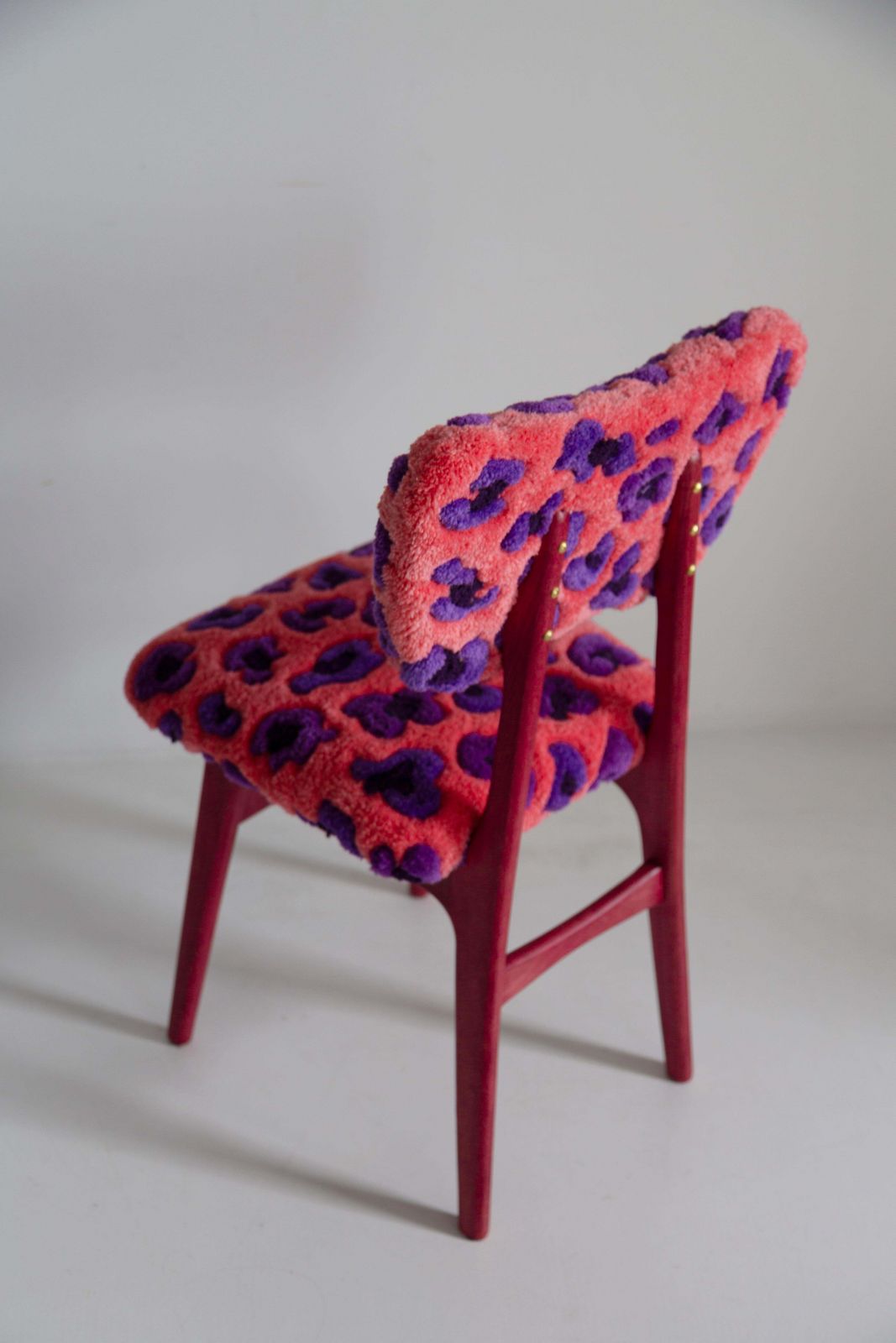 Six Mid Century Butterfly Chairs, Hand Tufting Pink Wool Leopard, Europe, 1960s photo 8918.0
