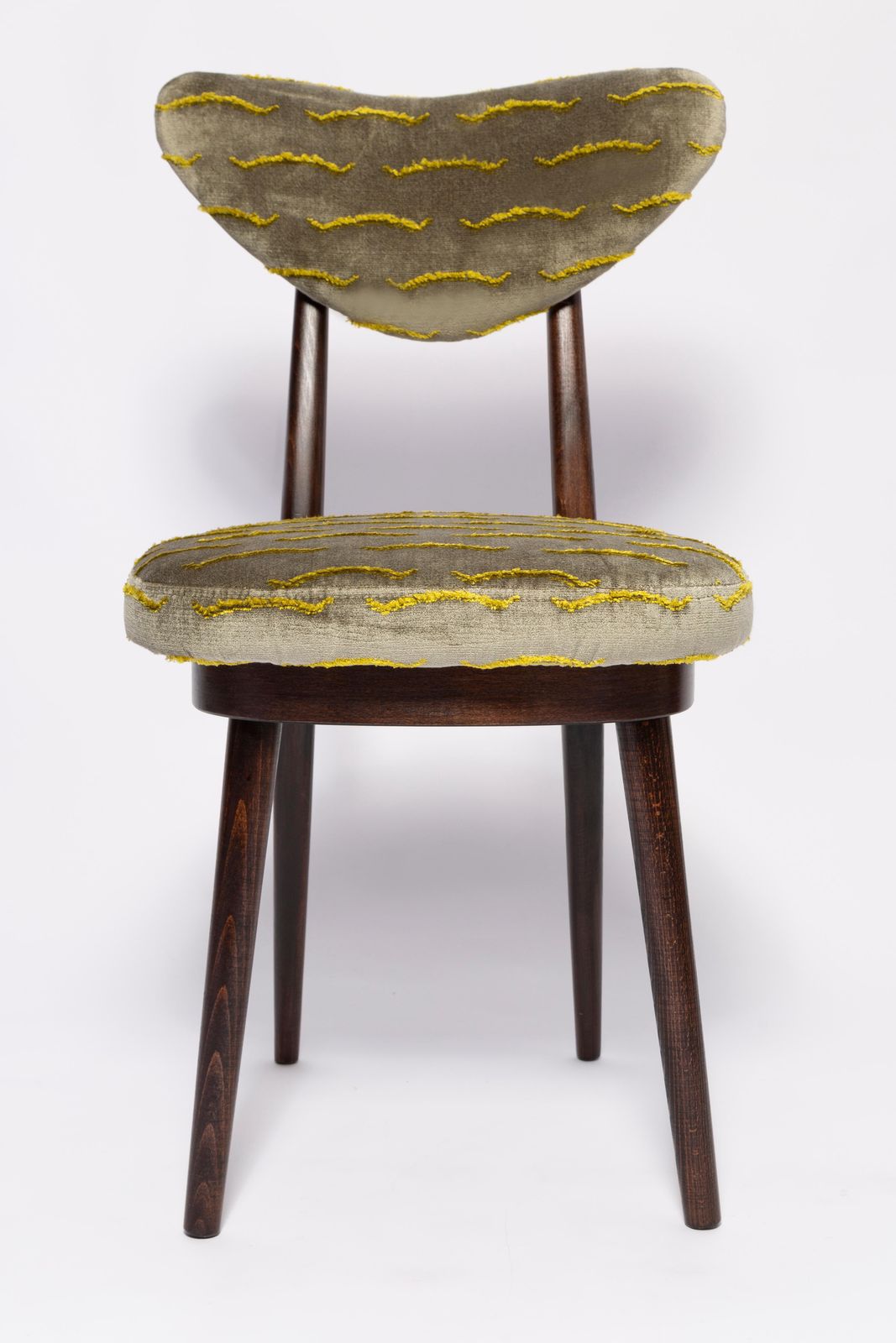 Twelve Mid Century Heart Chairs In Nouvelles Vagues Green Velvet, Europe, 1960s photo vinterior