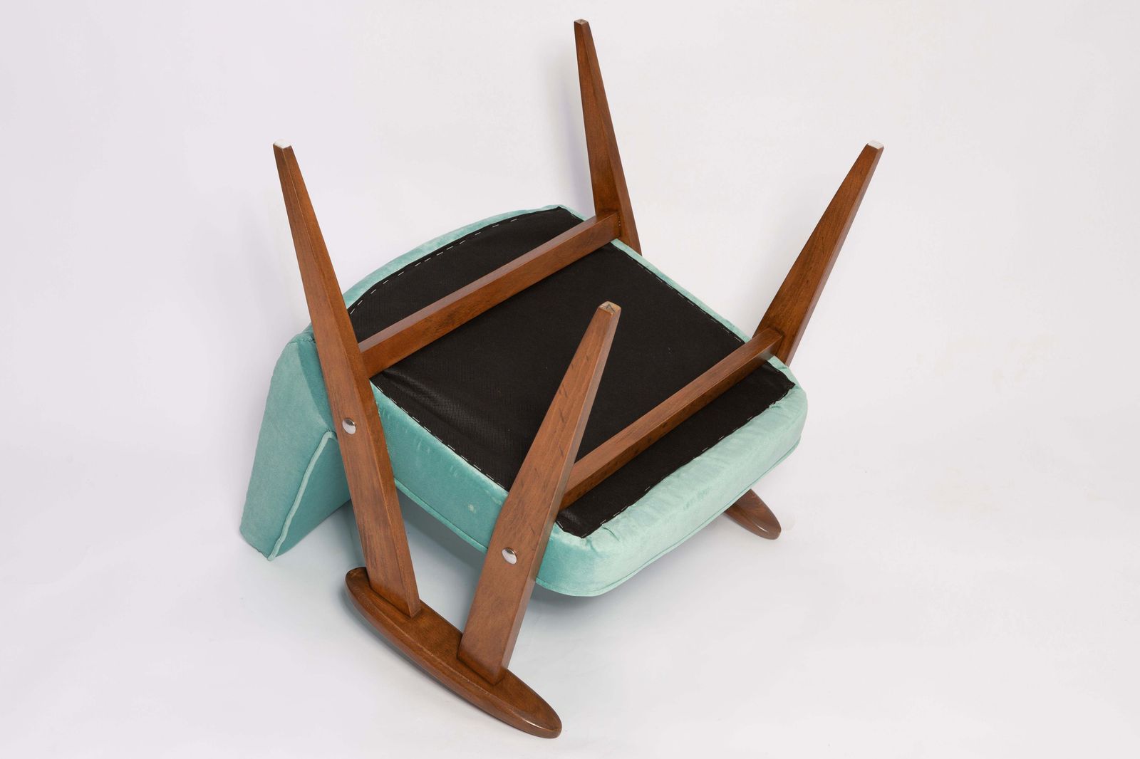 photo vinterior Mid Century 366 Armchair, Mint Green Velvet, By Jozef Chierowski, Europe, 1960s