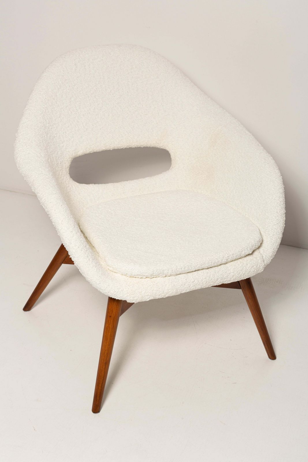 Mid Century White Boucle Shell Chair, Miroslav Navratil, Czechoslovakia, 1960s photo Furniture