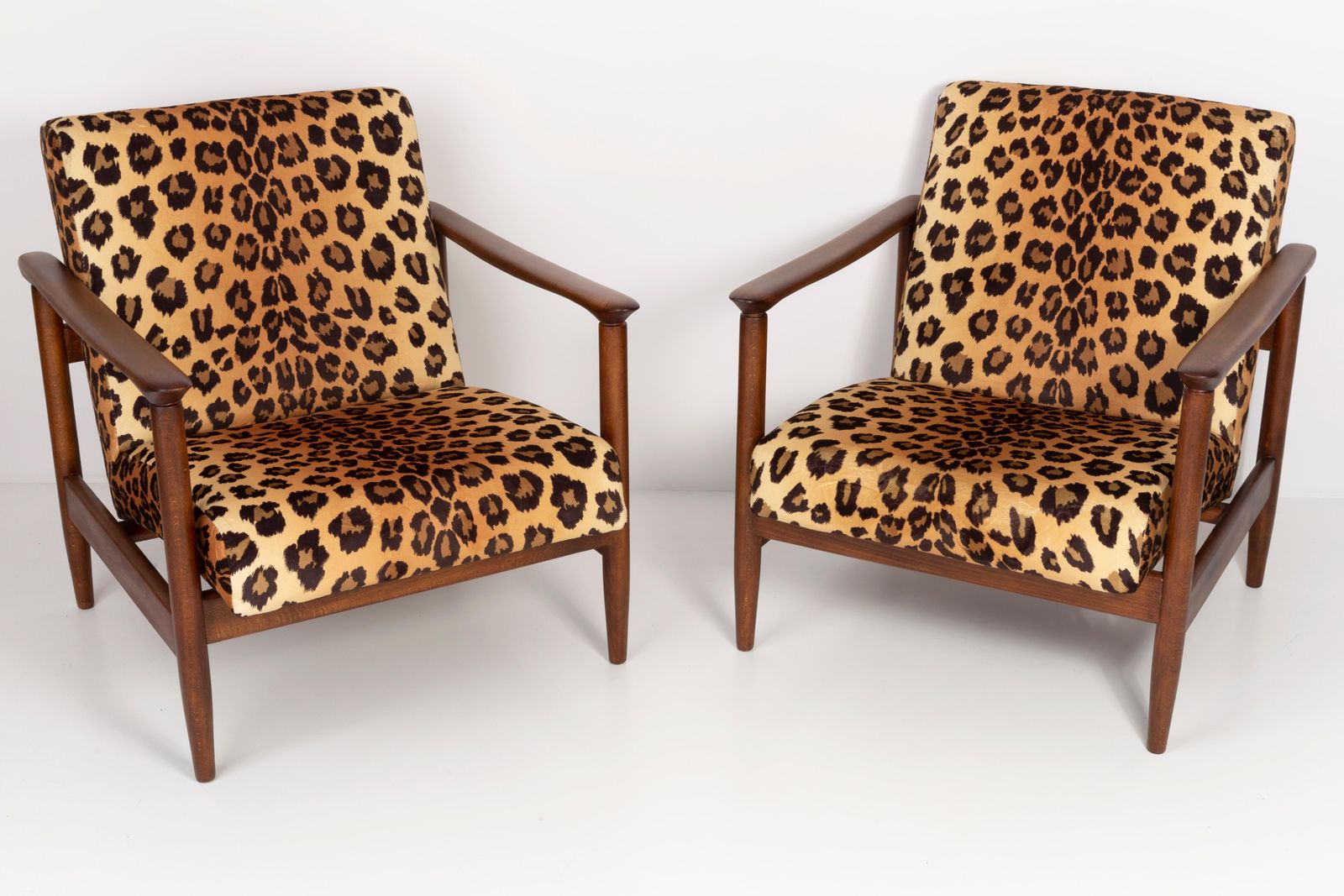 Vier Fauteuils Met Luipaardprint, Hollywood Regency, Edmund Homa, Jaren 1960, Polen photo furniture