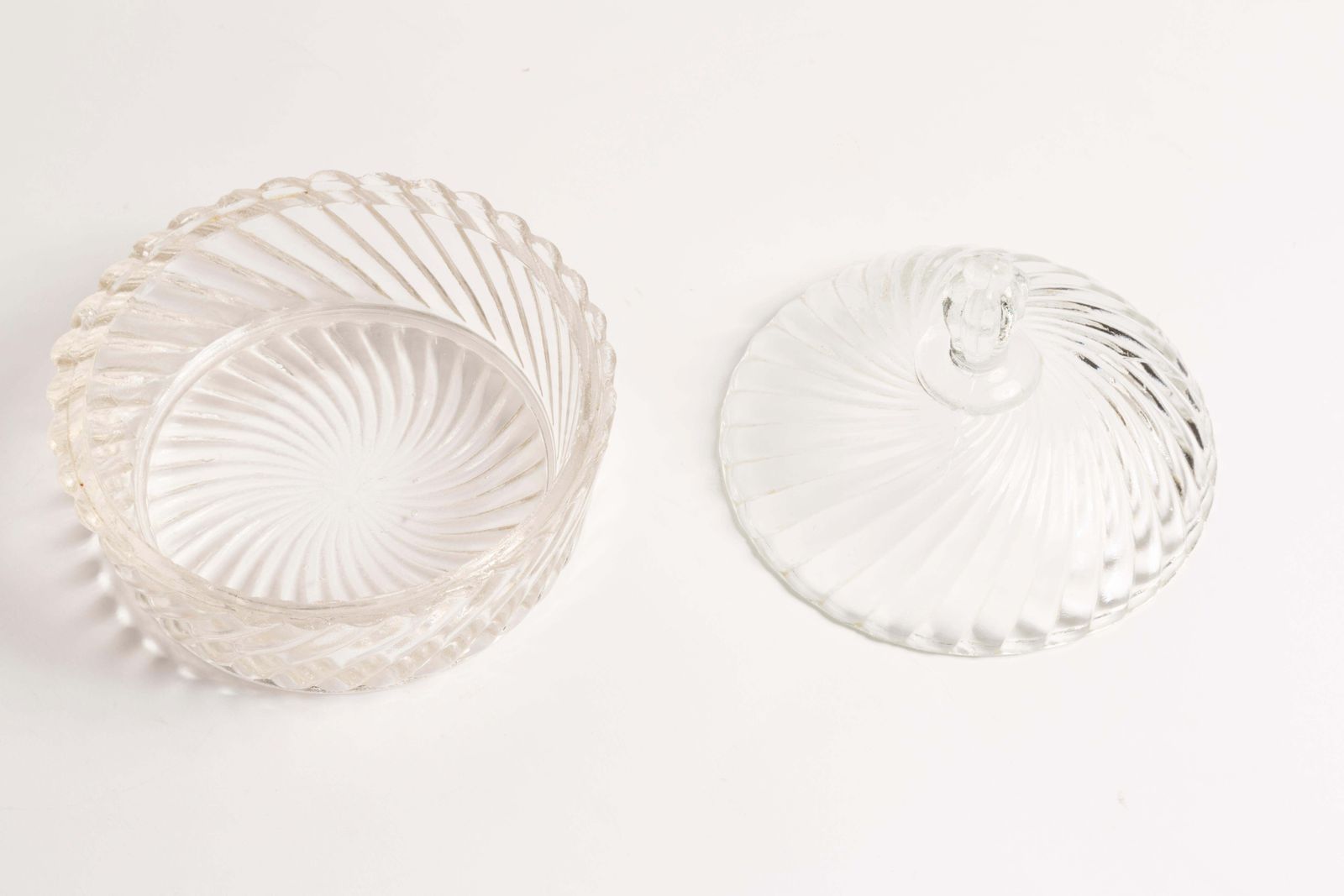 Midcentury Vintage Transparent Crystal Glass Sugar Bowl, Italy, 1960s photo vintage