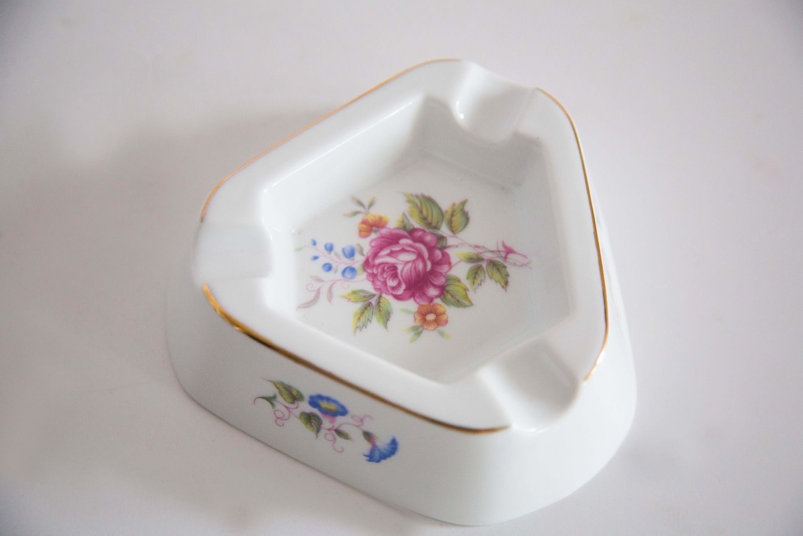 Midcentury Porcelain Flowers Roses Ashtray, Europe, 1970s photo vinterior