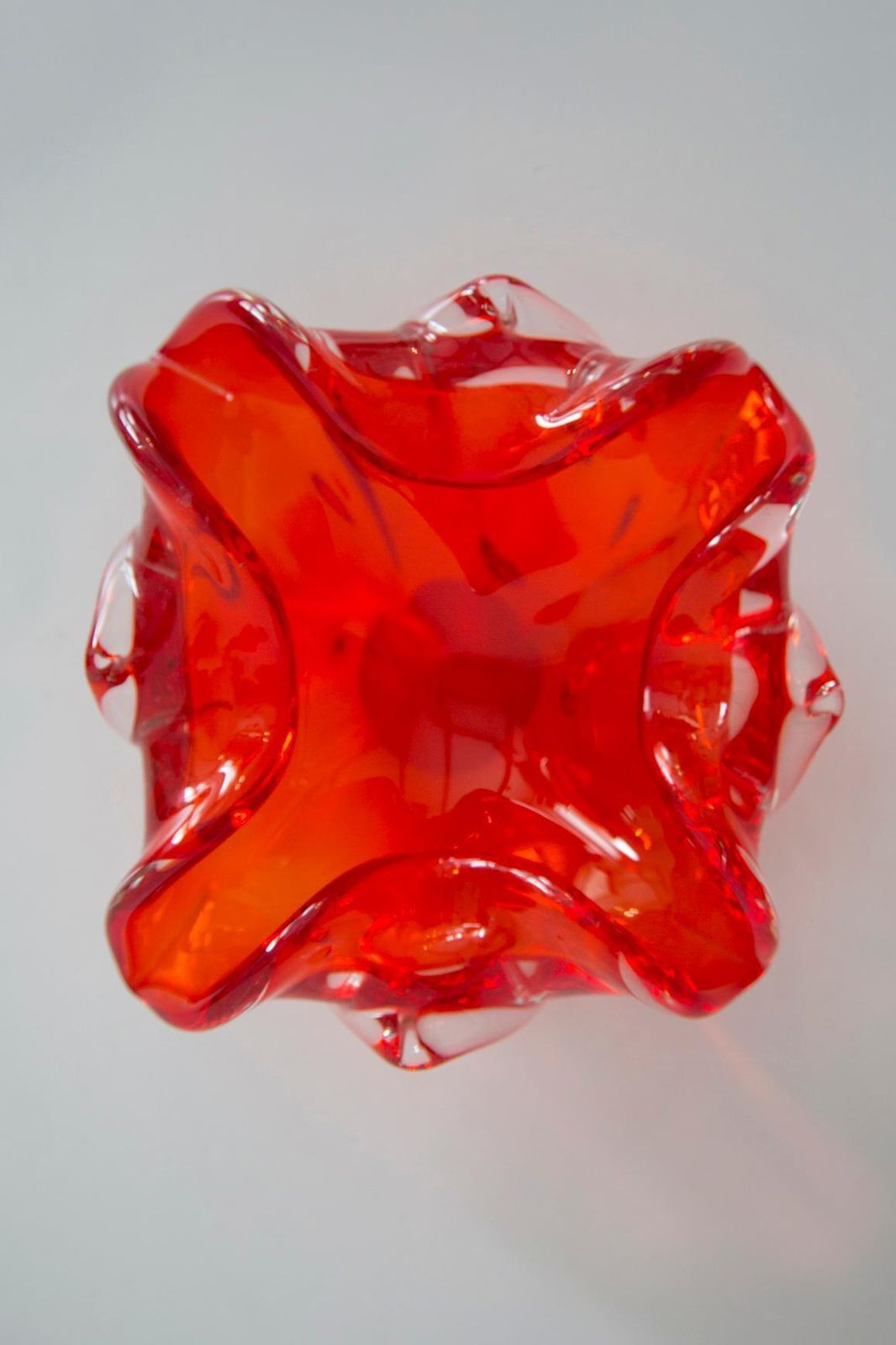 Mid Century Red Artistic Glass Bowl Ashtray, Italy, 1970s photo vinterior