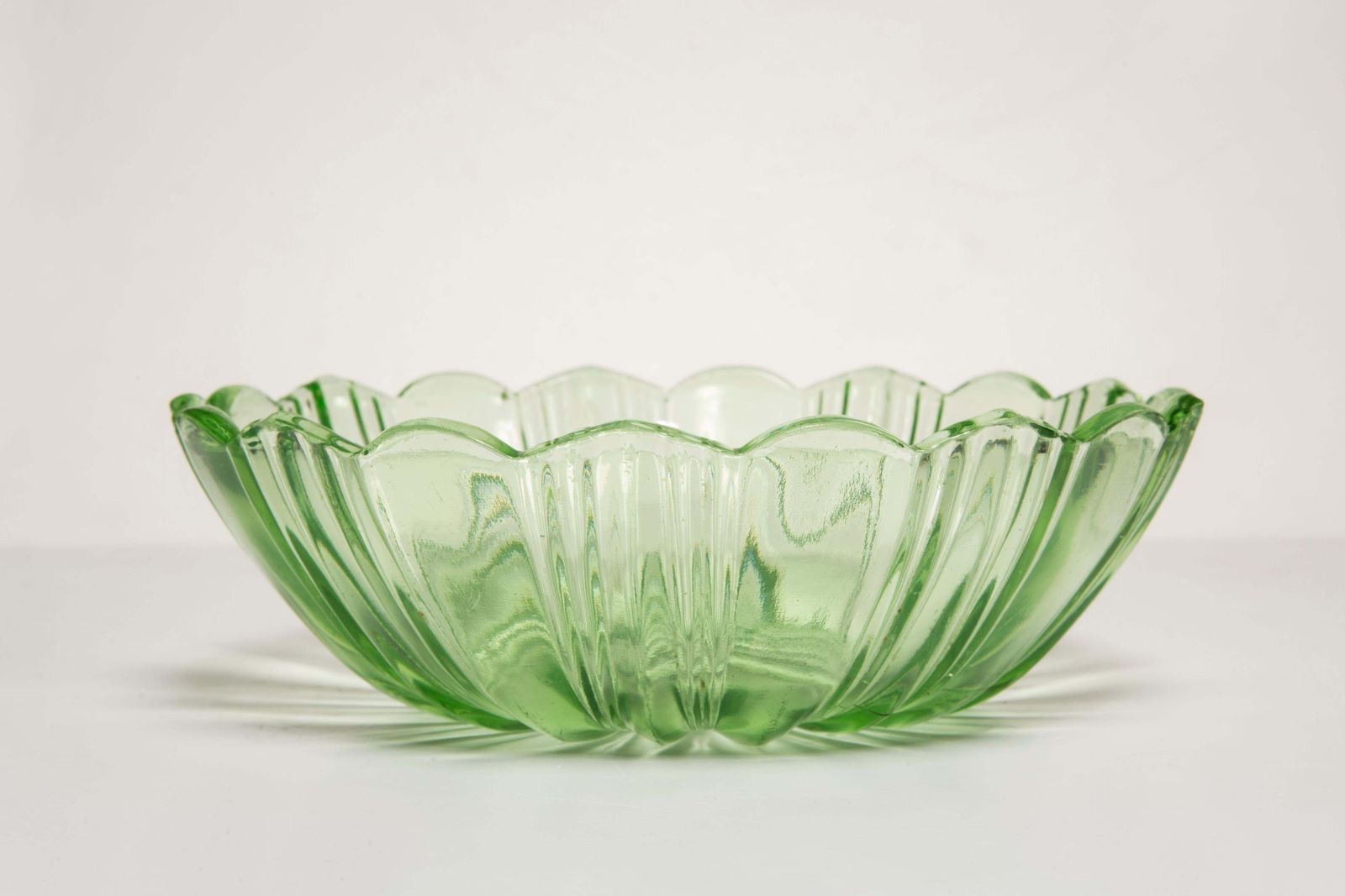 Mid Century Vintage Green Flower Decorative Glass Plate, Italy, 1960s photo 102.0