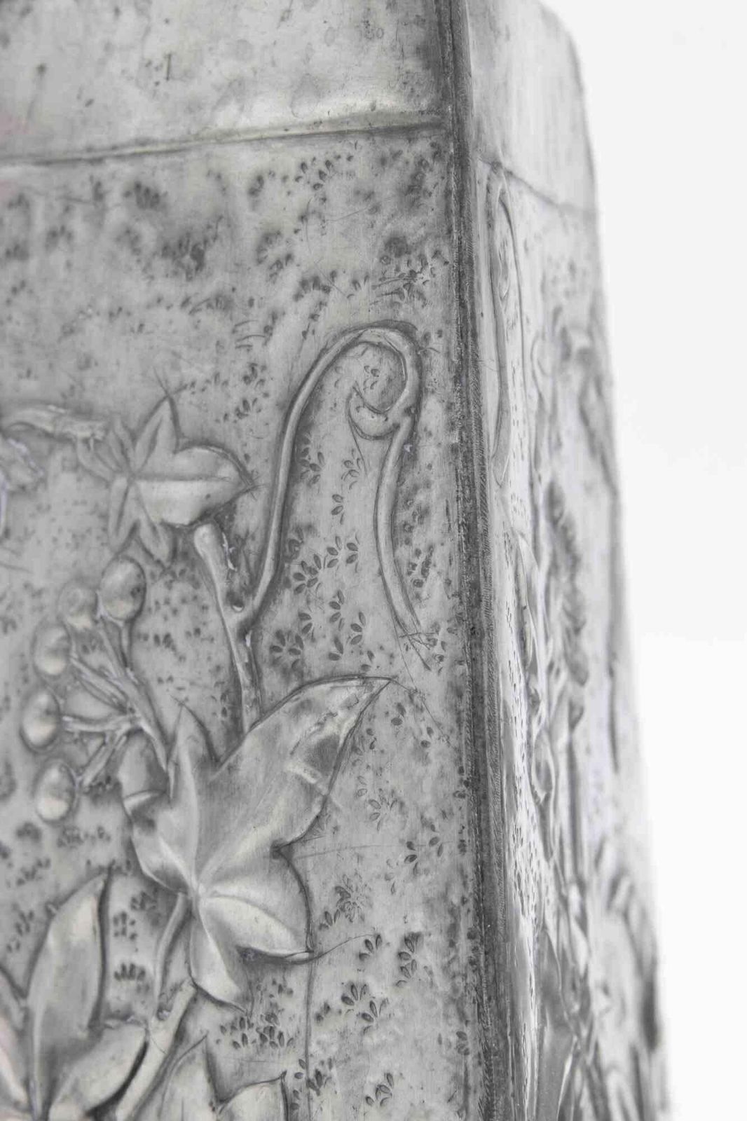 Set Of 2 Art Nouveau Pewter Vases, Italy, Early 20th Century photo vinterior