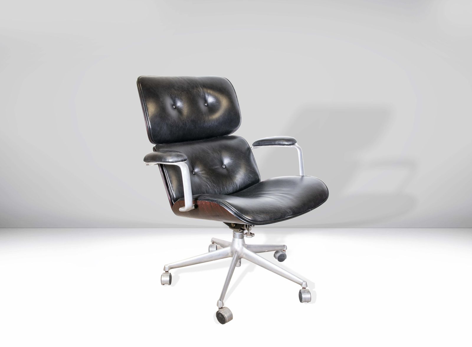 Vintage Mim Armchair, 1960s photo vintage