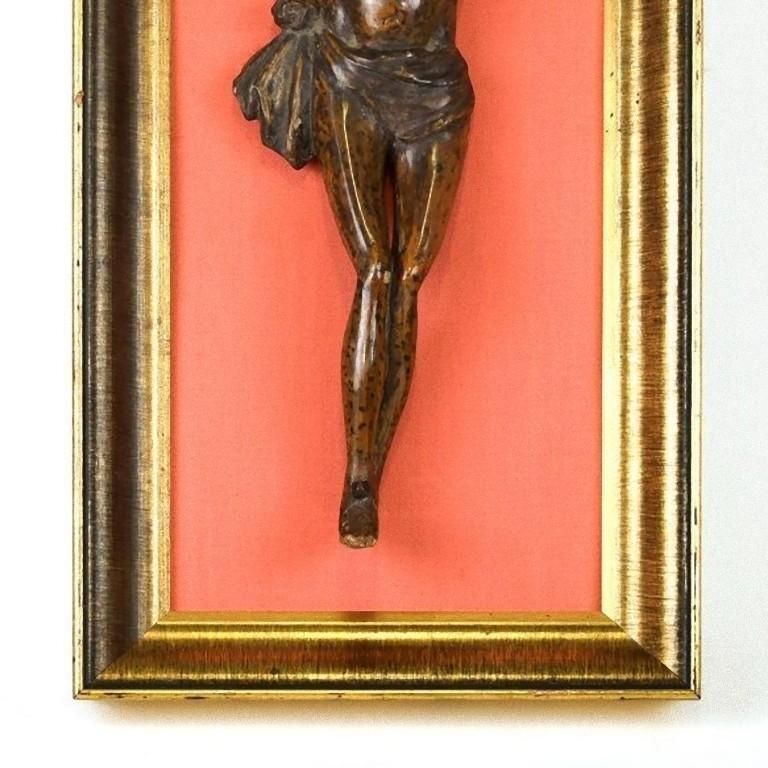 Wooden Made Crucifixion Of Jesus, Italian Manufacture, Late XVI Century photo Art