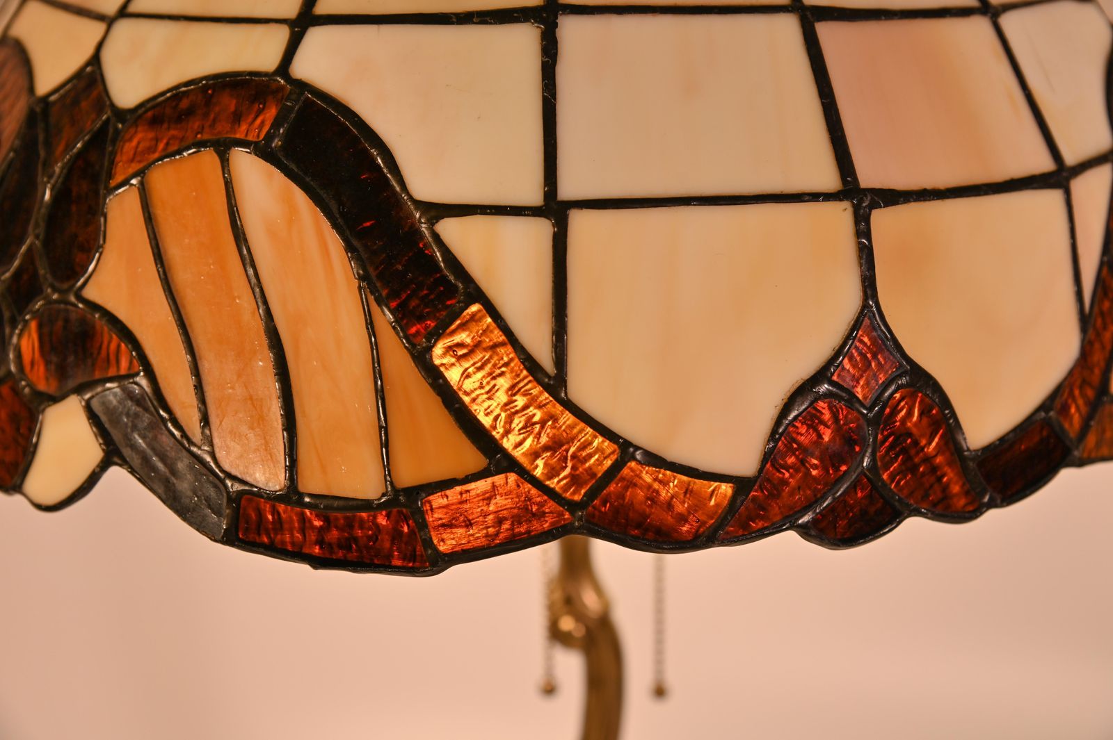 Tiffany Style Table Lamp, 1950s photo Lighting
