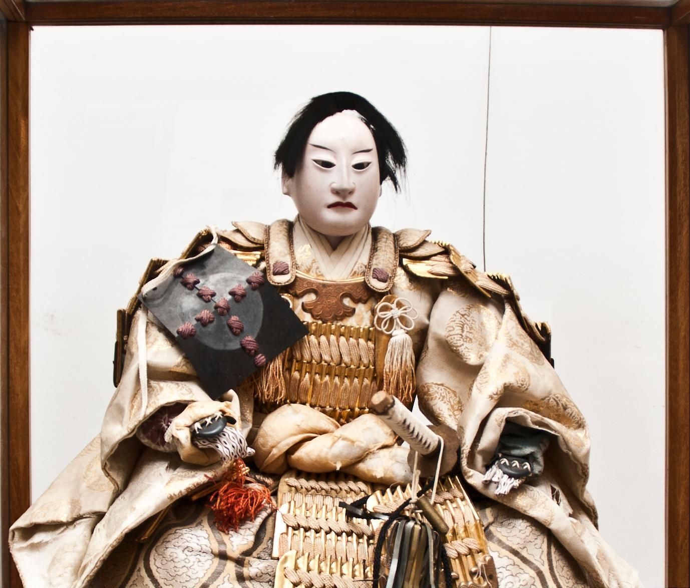 Japanese Samurai Doll, End Of 18th Century photo furniture