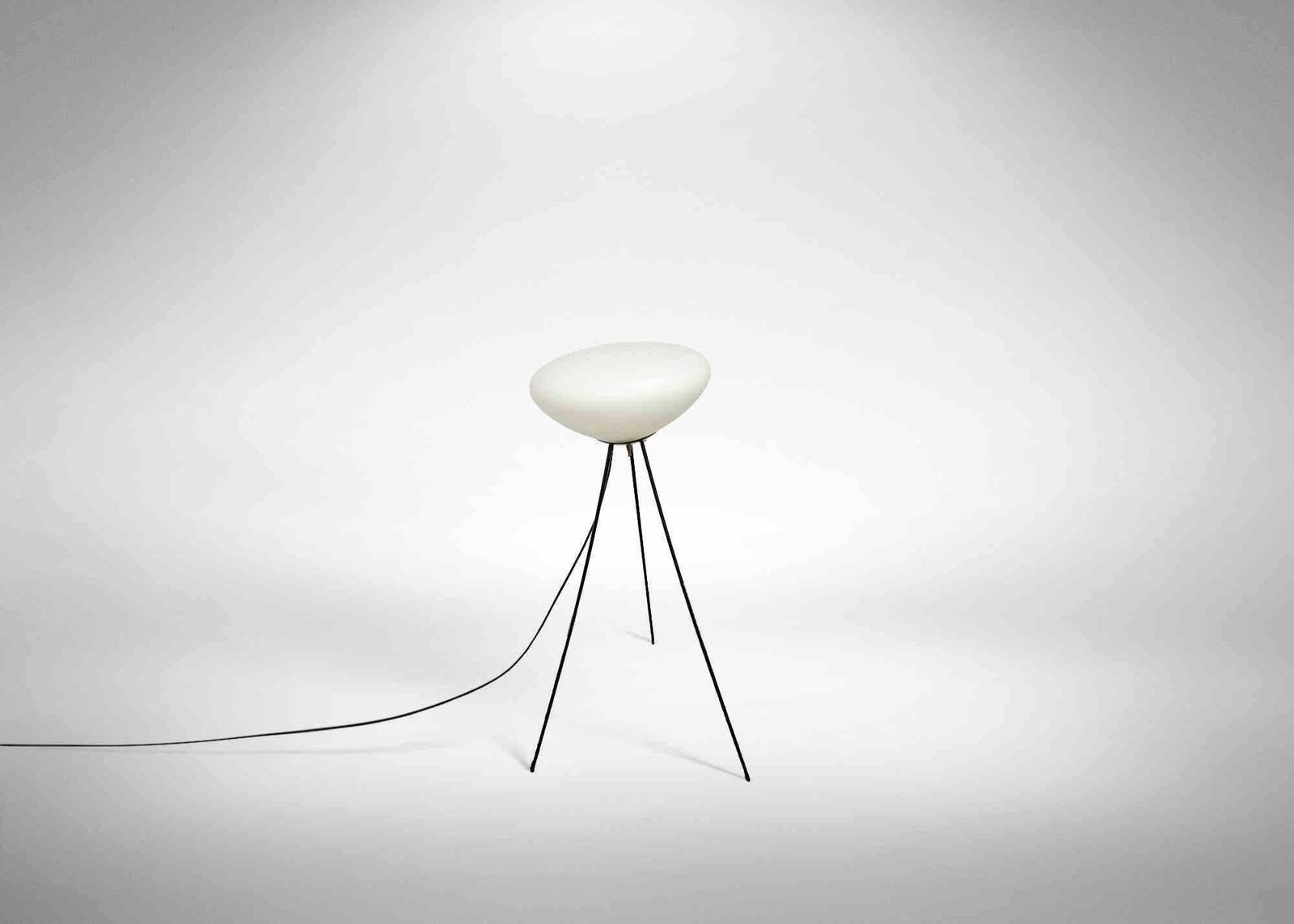 Tripod Stilnovo Lamp, Italy, 1970s photo Lighting