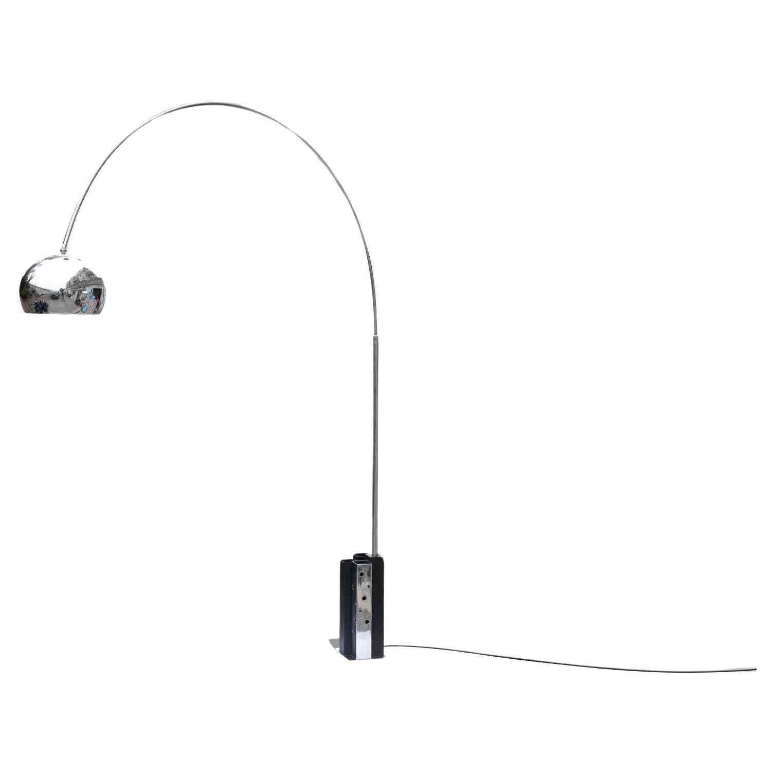 Floor Lamp Attr. To  Achille Castiglioni   1970s