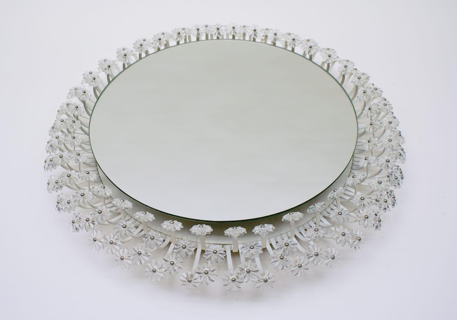 Large Round Illuminated Lucite Flower Mirror Emil Stejnar Rupert Nikoll, 1955 photo furniture