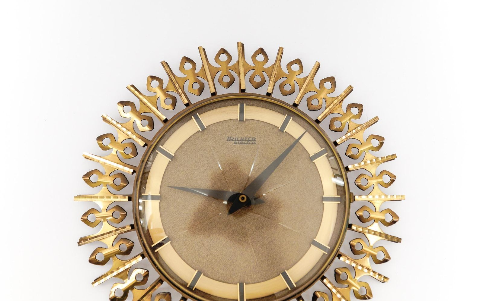 Mid Century Modern Sunburst Wall Clock By Trichter In Brass, 1960s Germany photo vinterior