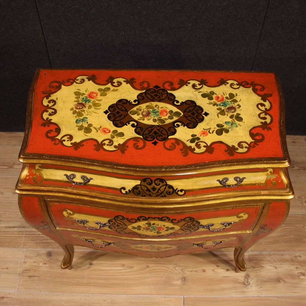 Small Lacquered Dresser In Tuscan Style From The 20th Century photo vintage