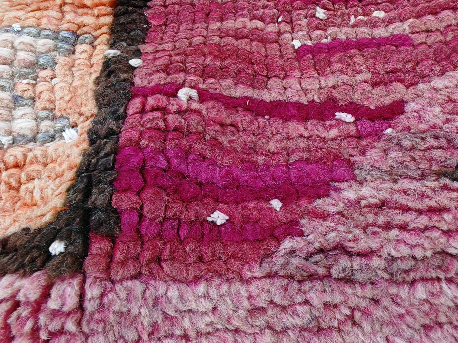 Textiles R124 /No Custom Fee  Vintage Handmade Moroccan. Colourful Berbe  Carpet  8.5×5 Ft 260x155cm photo