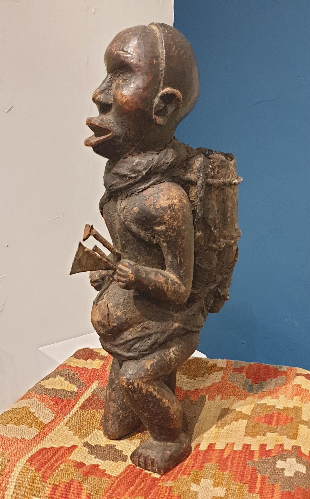 Songye Craftsmenstatue Songye, Kneeling Male Figure, Democratic Republic Of Congo