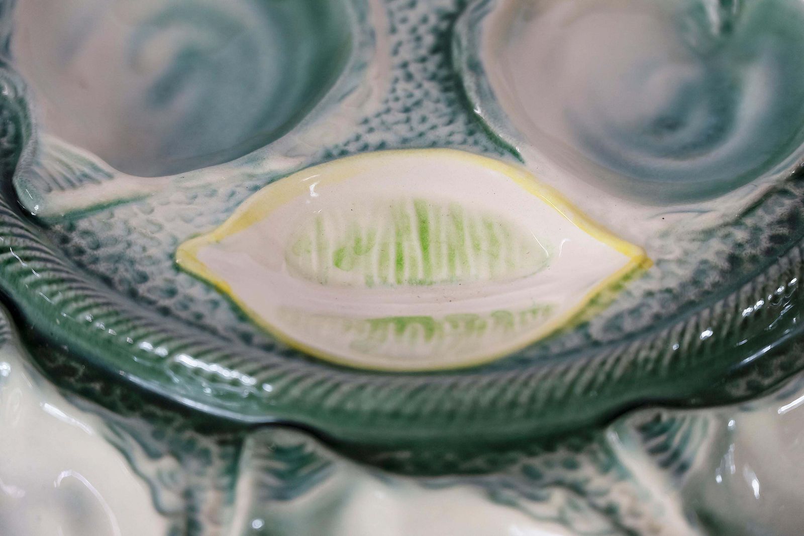 Set Of 7 Pcs. French Majolica Oyster Plates Saint Clement, Circa 1950 photo Home Decor