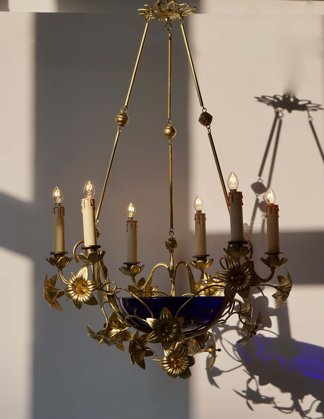 photo furniture Italian Brass Chandelier With Lilies And Cranberry Glass
