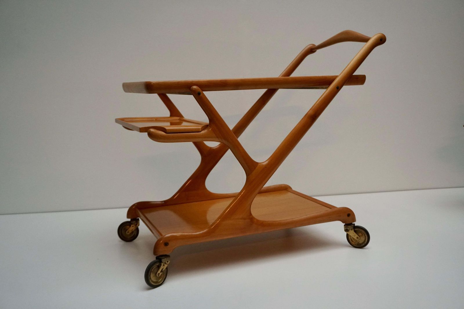 Elegant Wooden Bar Cart Serving Trolley, Italy, 1950s photo vinterior