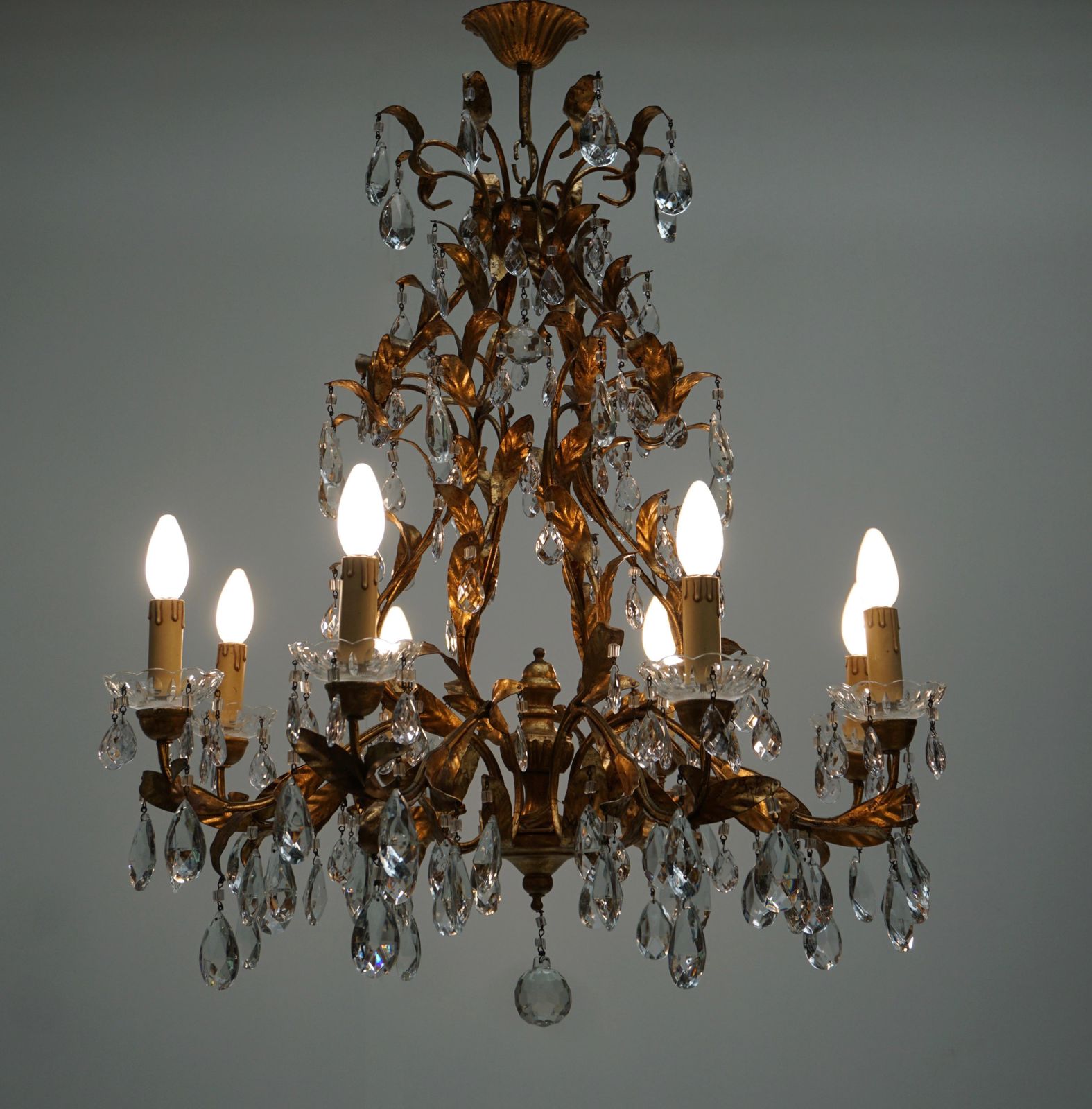Gilded Brass Eight Light Chandelier With Leaves And Crystal photo furniture