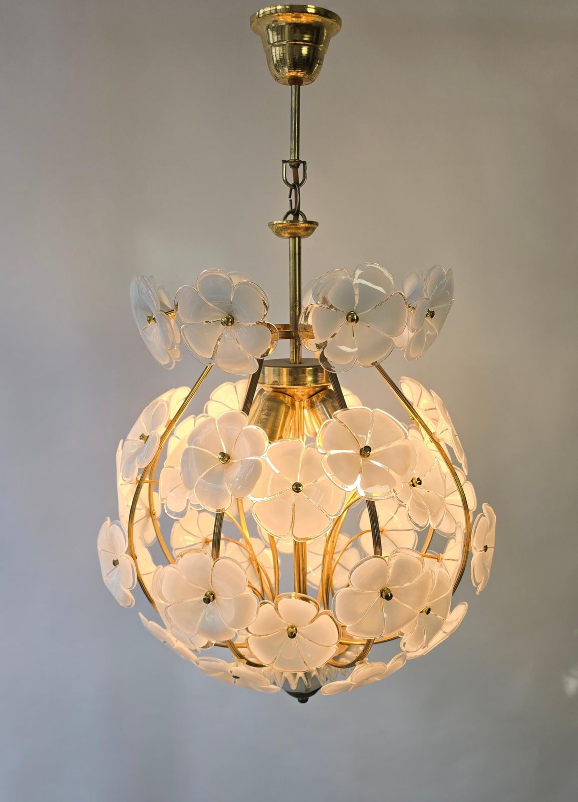 One Of Two Elegant Murano Glass Flower Sputnik Style Chandelier photo for sale