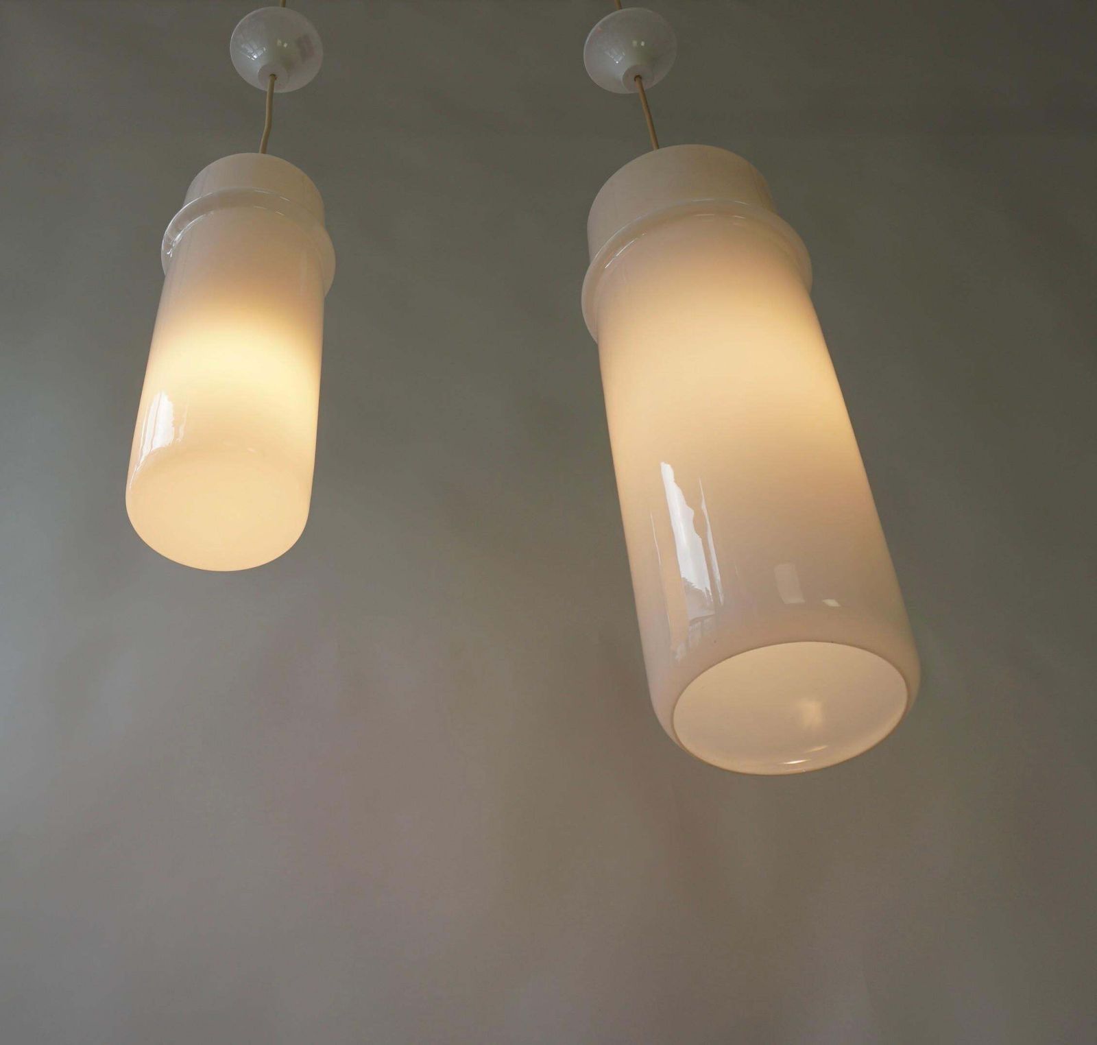 Two Stilnovo Pendant Lamps In Murano Glass And Brass, Italy, 1960s. photo Lighting