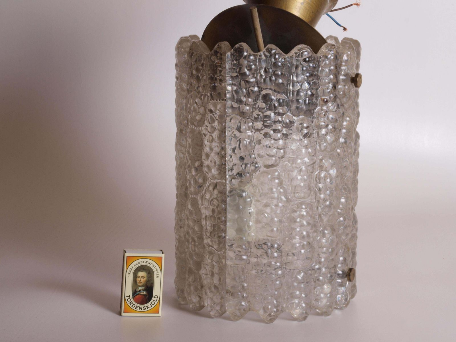 photo buy Messing & Glazen Hanglamp Van Carl Fagerlund Voor Orrefors, Jaren 1960