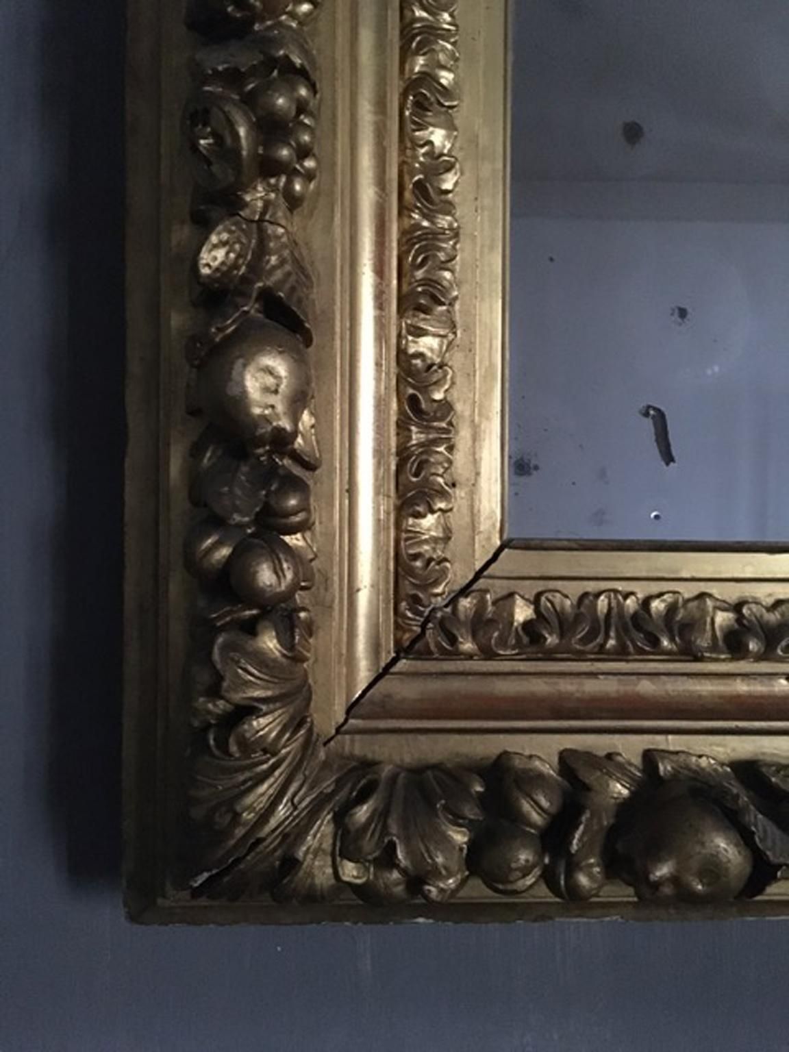photo furniture Italy Mid 18th Century Baroque Mirror With Carved Giltwood Frame