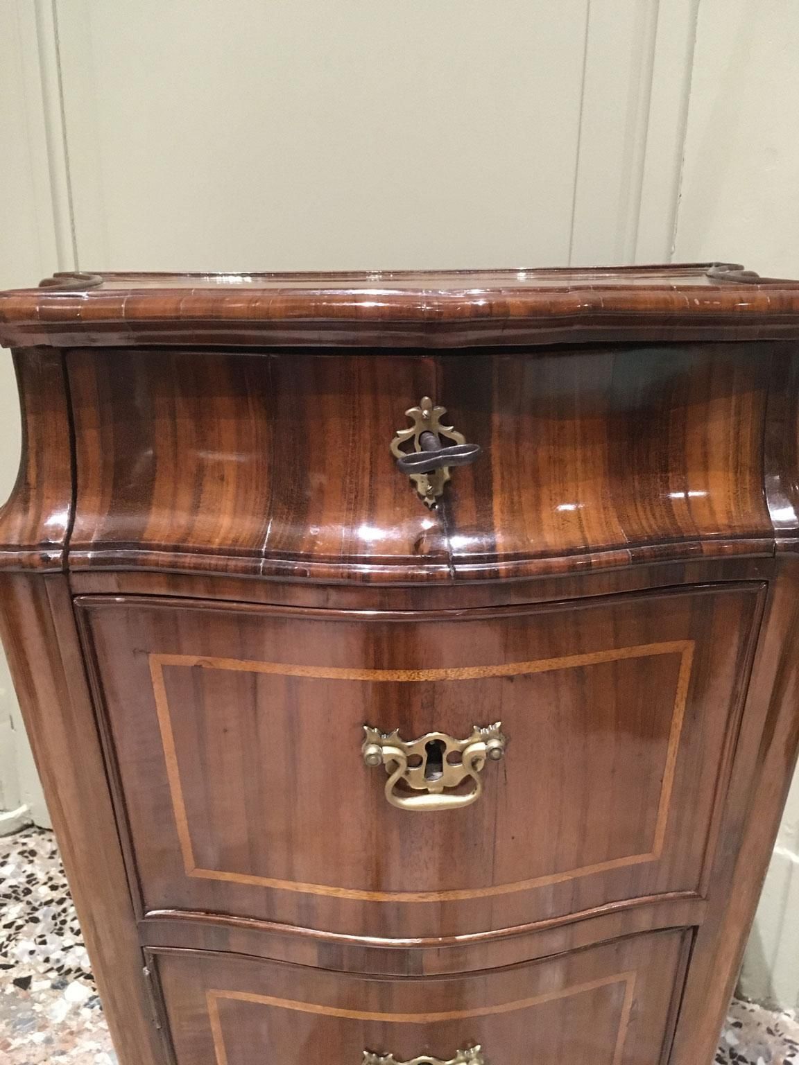 1750 Venezia Italy Pair Of Baroque Carved And Inlaid Walnut Bedside Tables photo vinterior