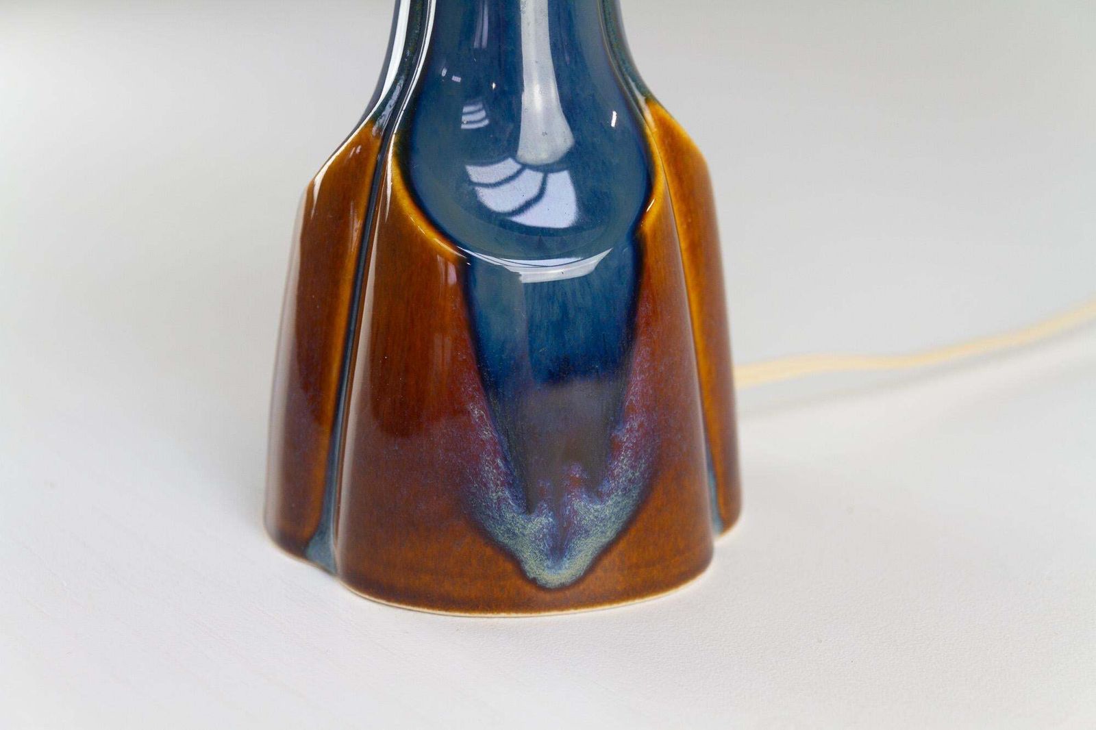 Danish Modern Blue/Brown Ceramic Table Lamp By E. Johansen For Søholm, 1960s. photo vinterior