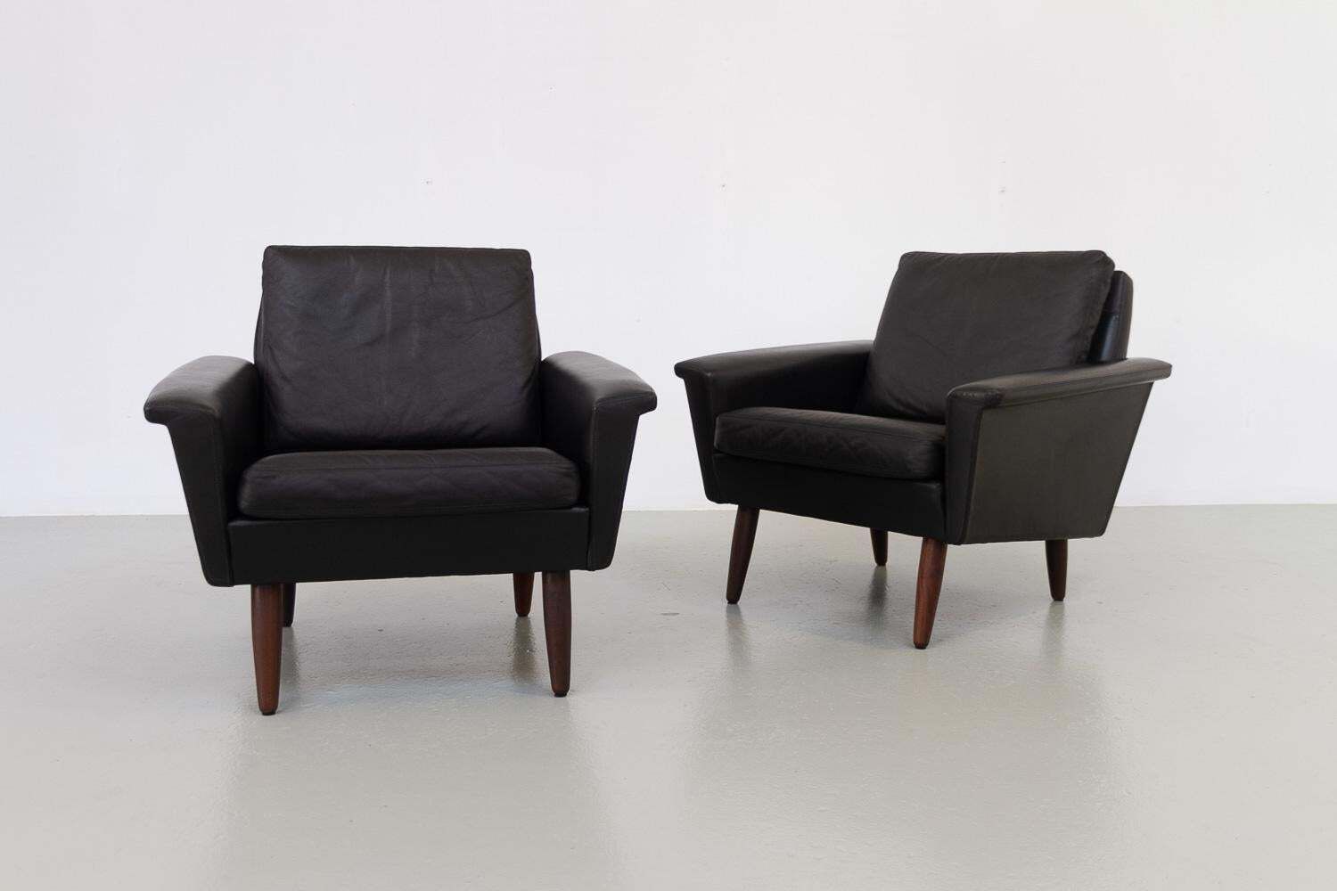Mid Century Danish Black Leather Lounge Chairs By Thams, 1960s. Set Of 2. photo for sale
