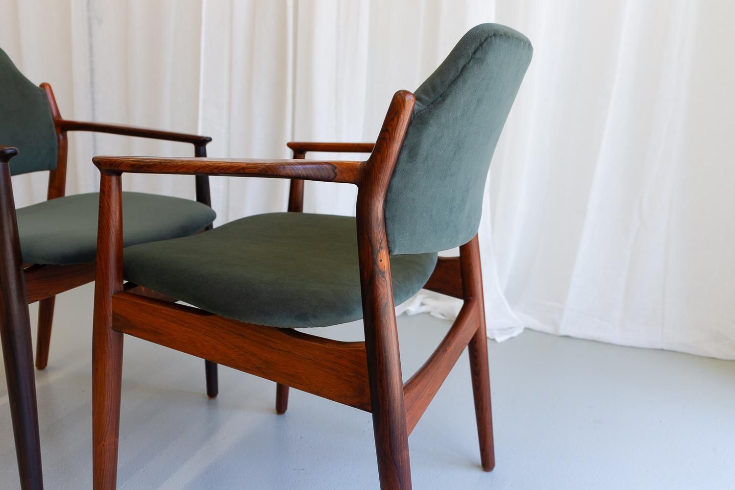 2380.0 Danish Modern Rosewood Armchairs Model 62a By Arne Vodder, 1960s. Set Of 2. photo