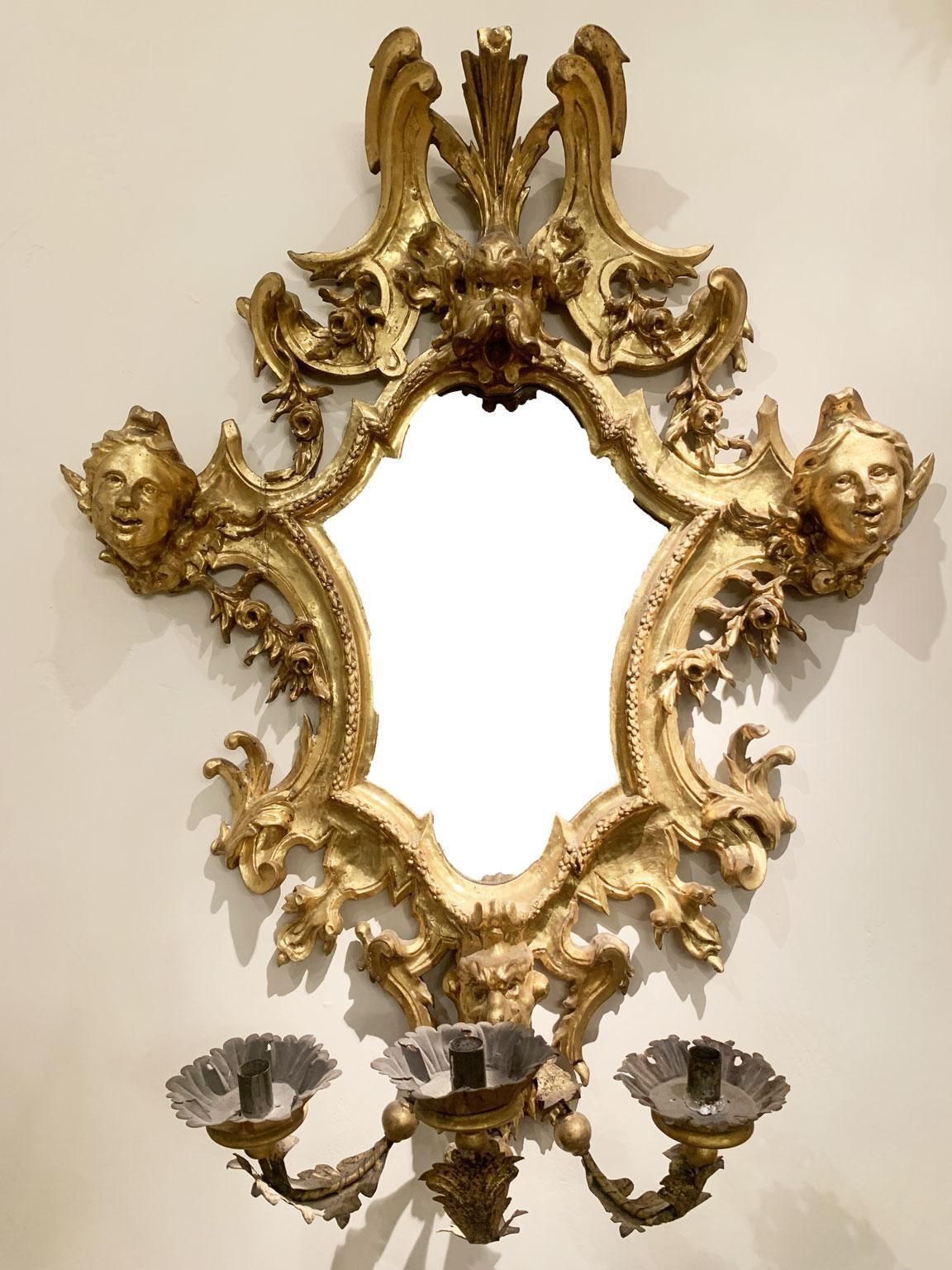 photo vintage Early 18th Century Italy Pair Of Engraved Gilded Wall Mirrors 3 Candles Holder