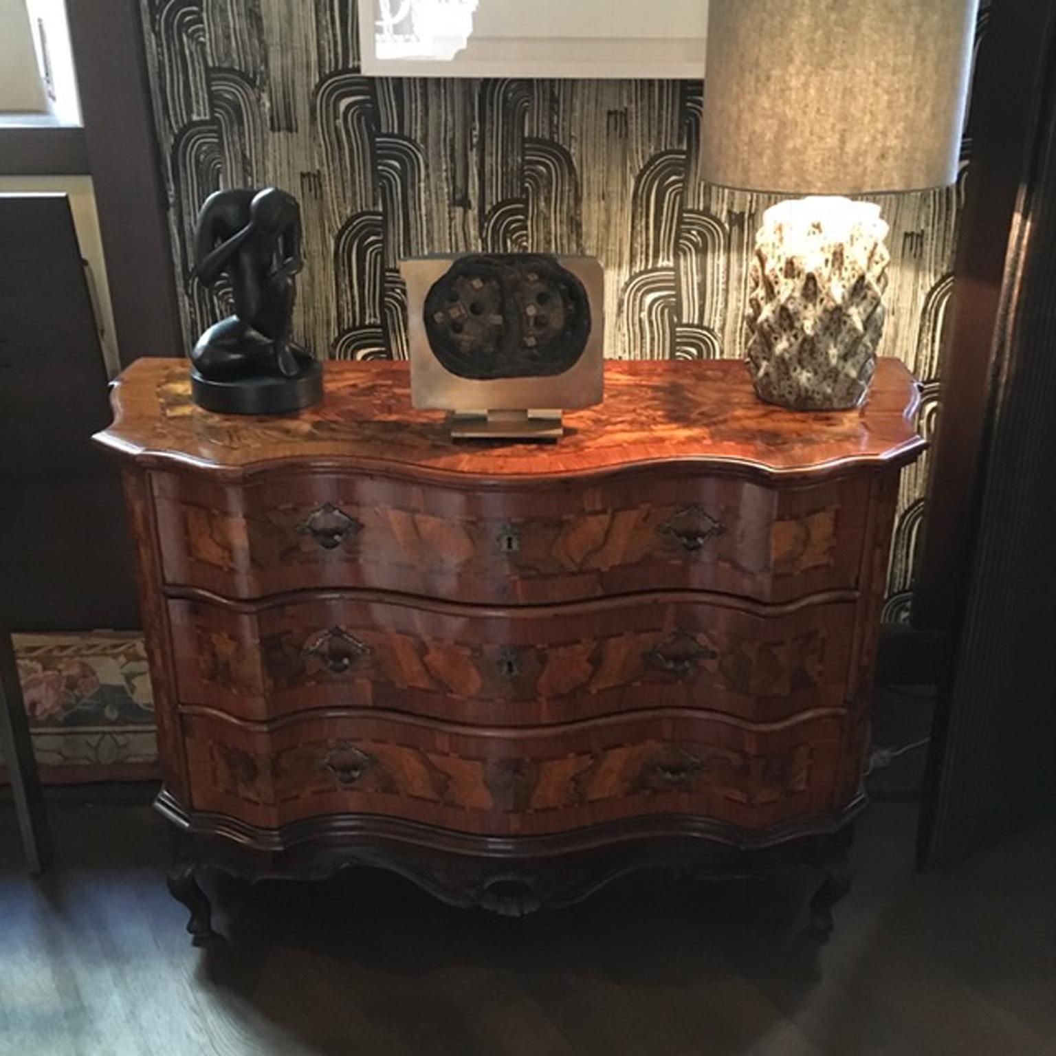 Italy Venezia 18th Century Baroque Olive And Briar Wood Chest Of Drawers photo buy