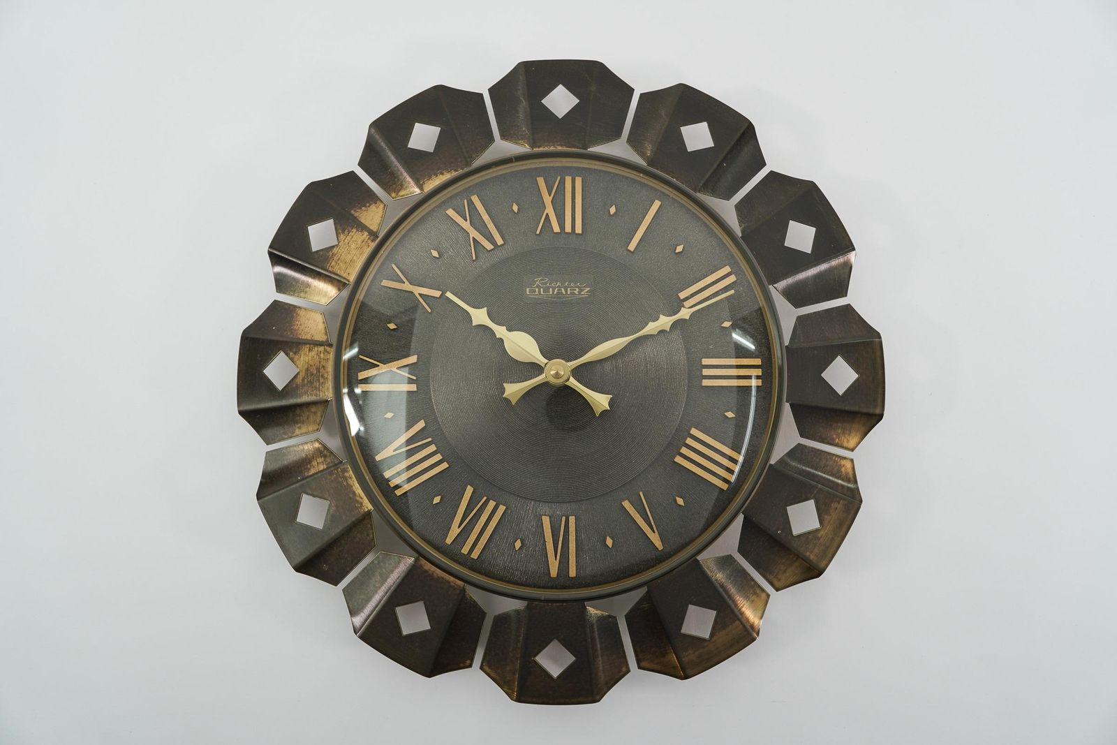 Mid Century Modern Sunburst Wall Clock By Richter Quarz In Brass, 1960s Germany photo vintage