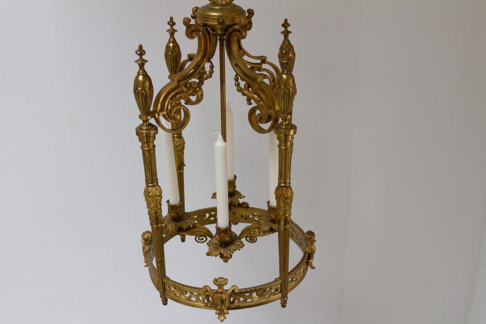 photo furniture Antique French Napoleon III Gilded Bronze Chandelier, 1850s