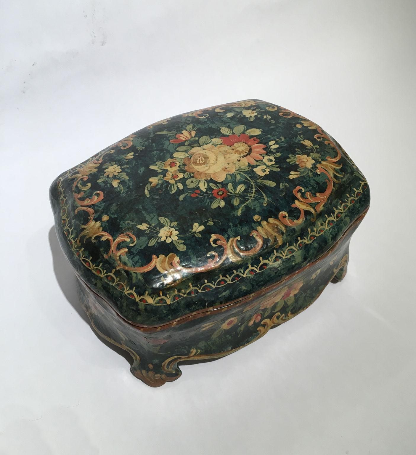1750 Venezia Italy Green Lacquered Wooden Box Jewelry Case And Floral Decoration photo Home Decor