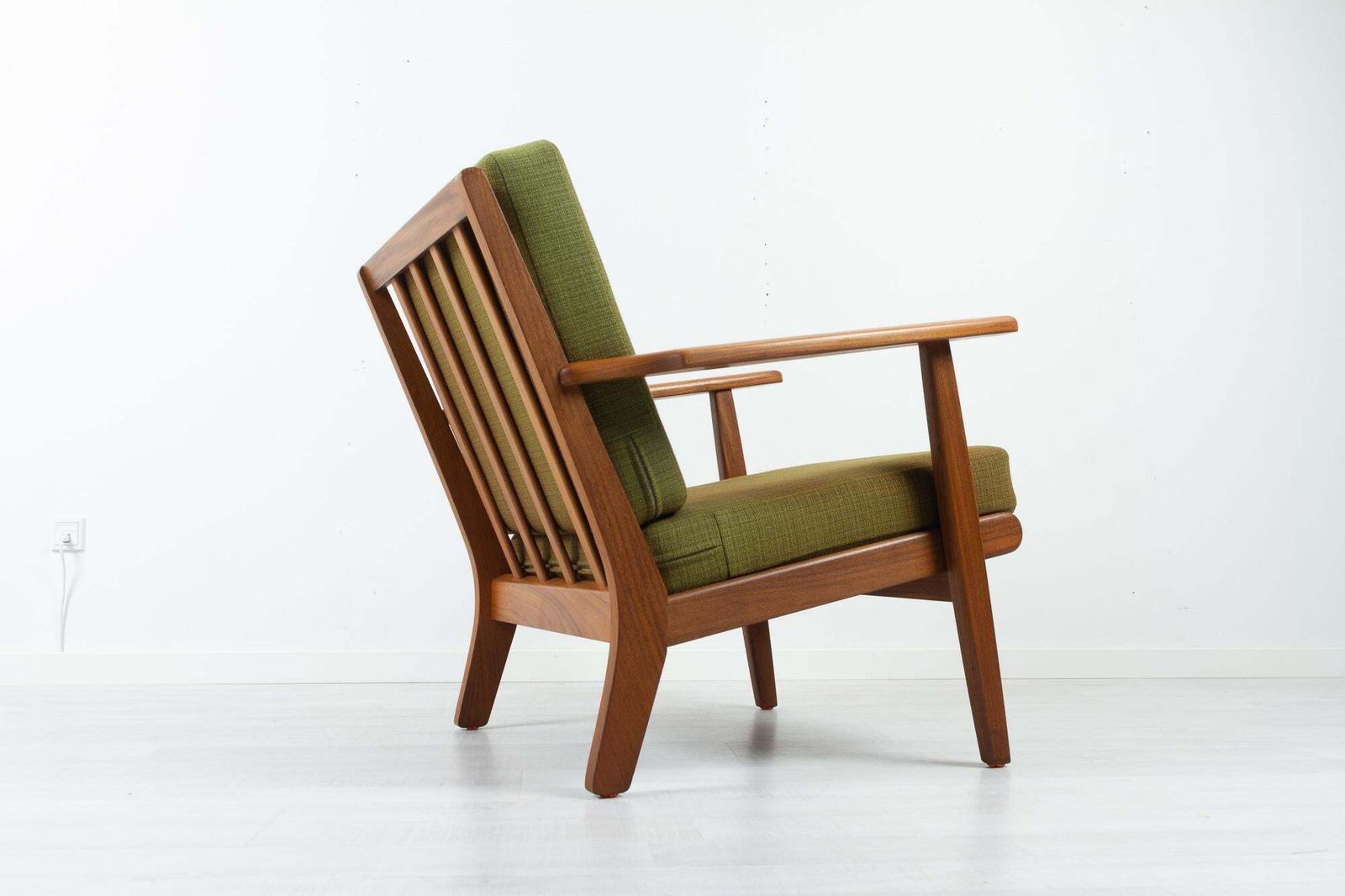 Vintage Danish Lounge Chair By Aage Pedersen For Getama, 1960s photo furniture