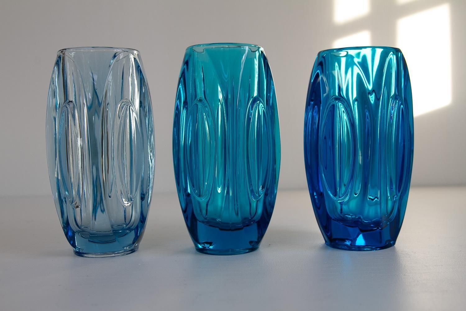 Mid Century Glass Vases By Rudolf Schrötter For Sklo Union, 1950s. Set Of 3. photo for sale