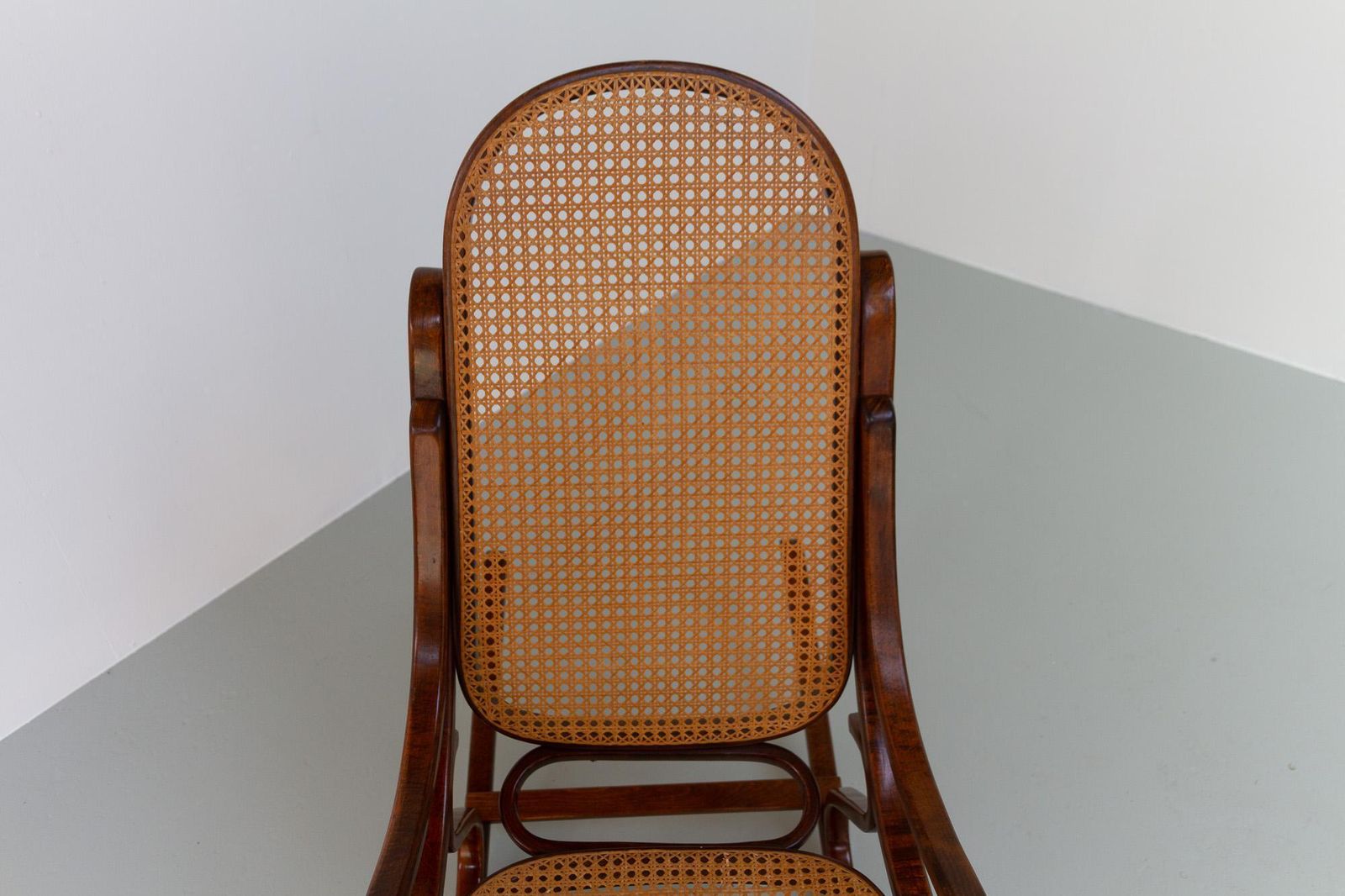 photo furniture Vintage Brown Bentwood Rocking Chair, 1950s