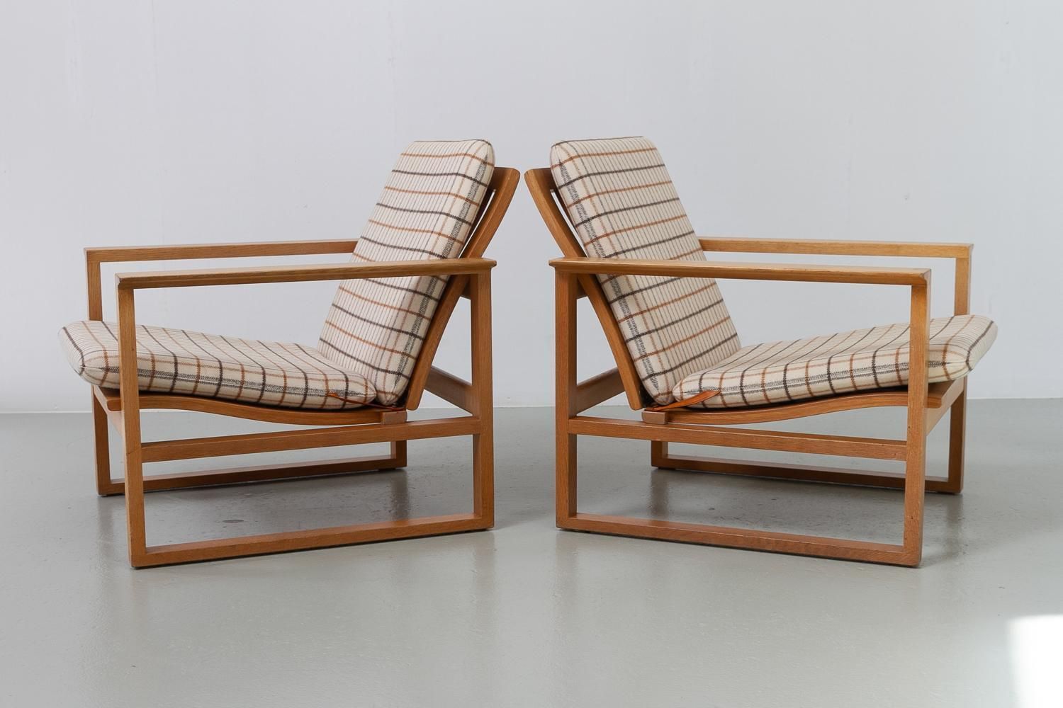 Børge Mogensen Model 2256 Lounge Chairs, 1960s. Set Of 2. photo furniture