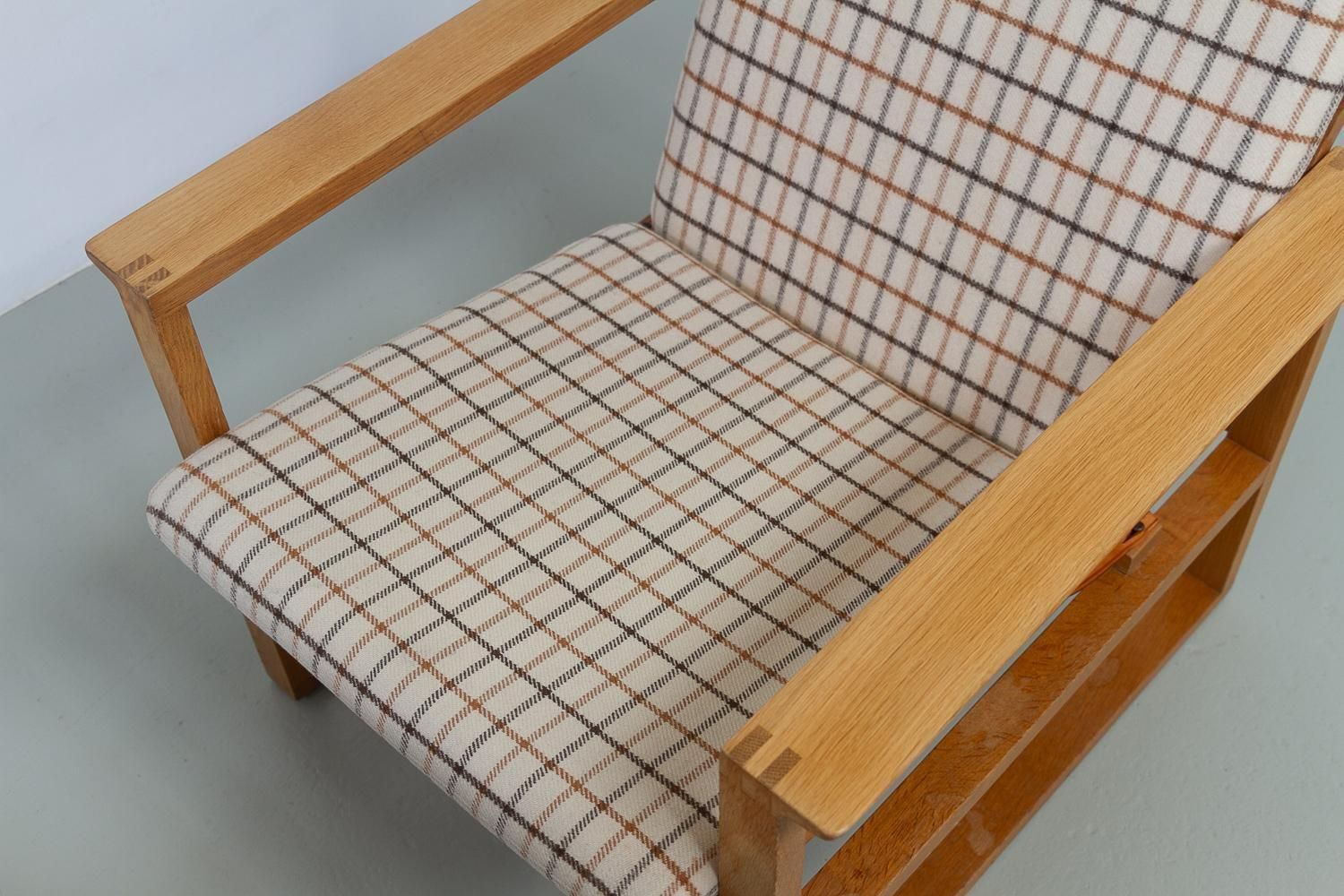 Børge Mogensen Model 2256 Lounge Chairs, 1960s. Set Of 2. photo vinterior