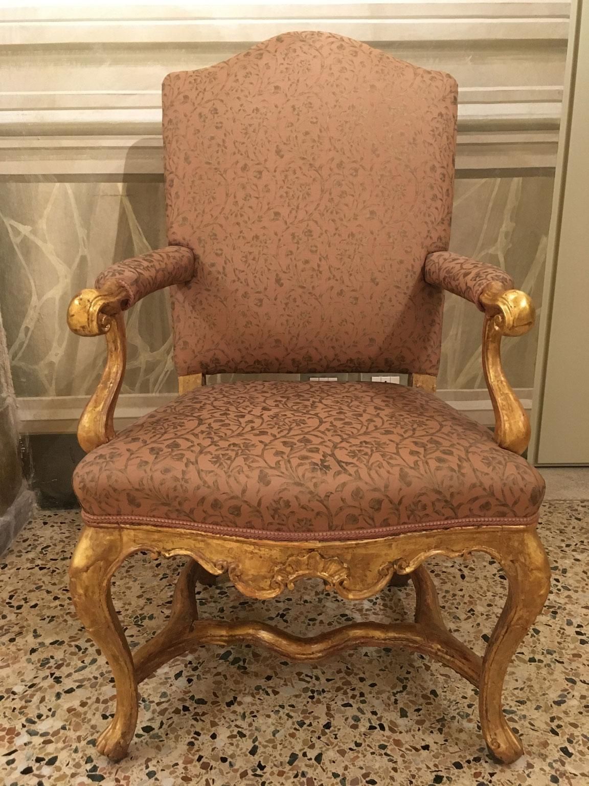 photo for sale Venezia Italy Early 18th Century Set 5 Rococo Carved Giltwood Armchairs