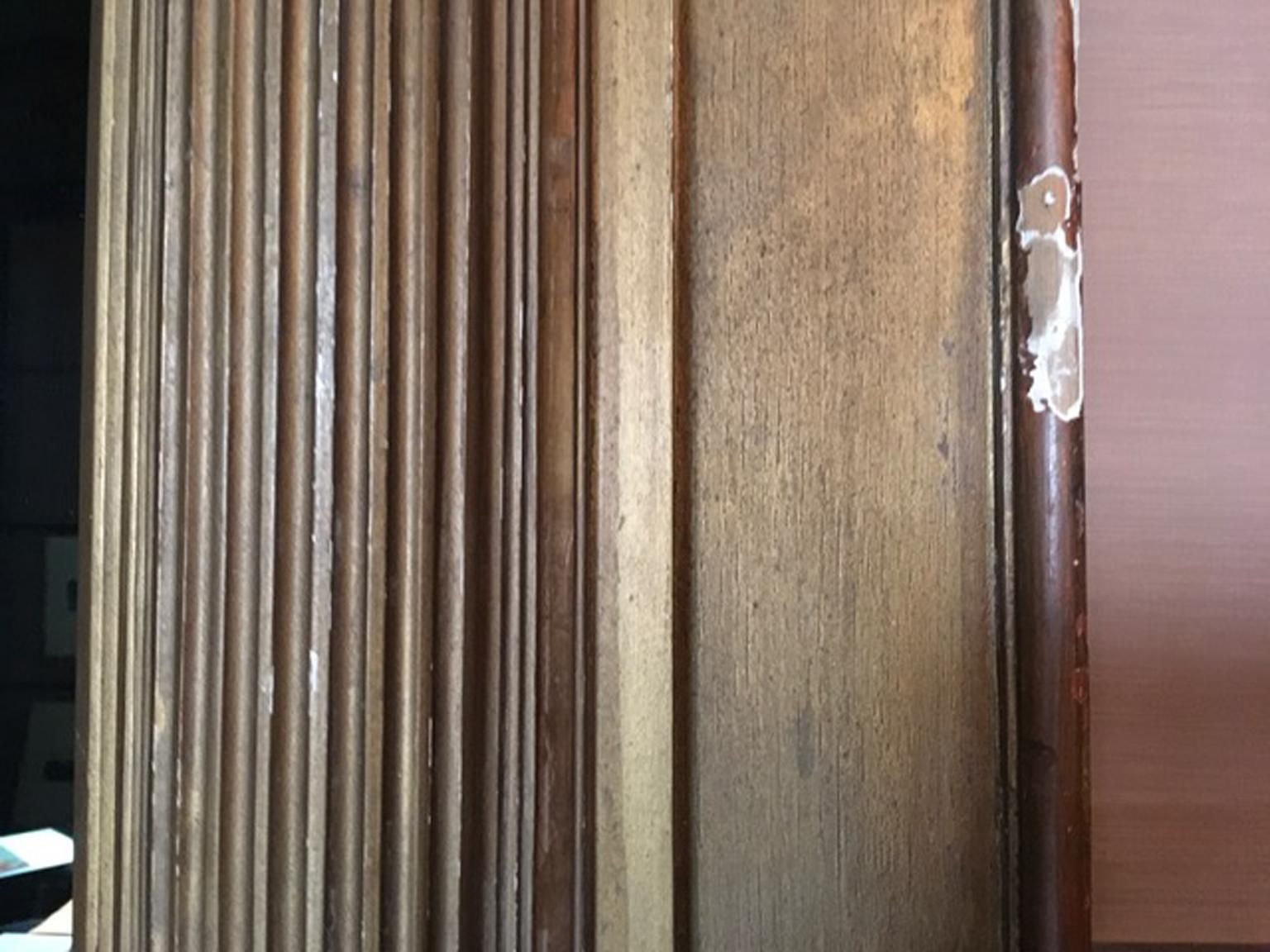photo vintage 1960 Italy Post Modern Smoked  Mirror In Golden Wood Frame
