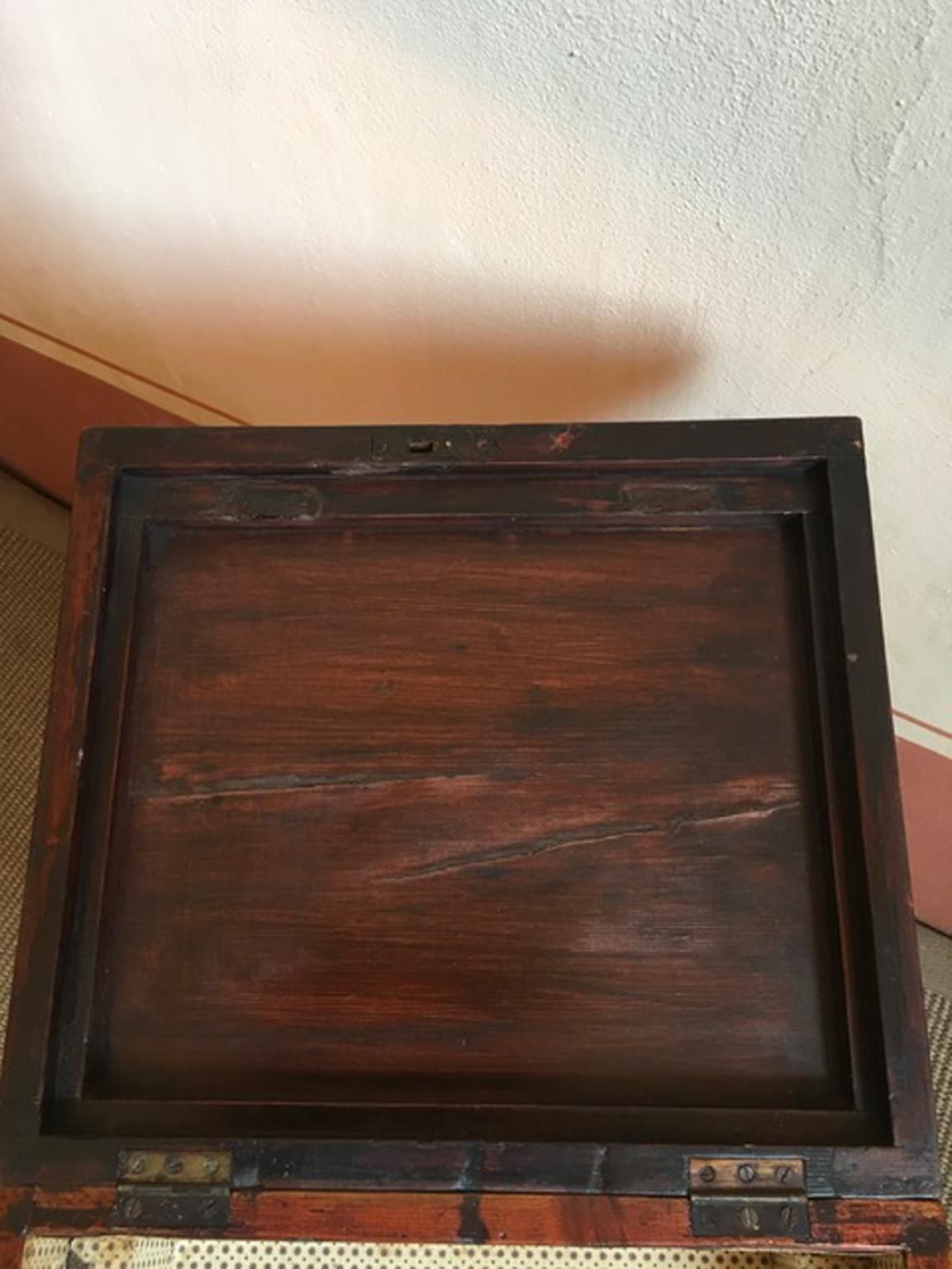 photo vinterior Italy Early 19th Century Regency Walnut Inlaid Side Table