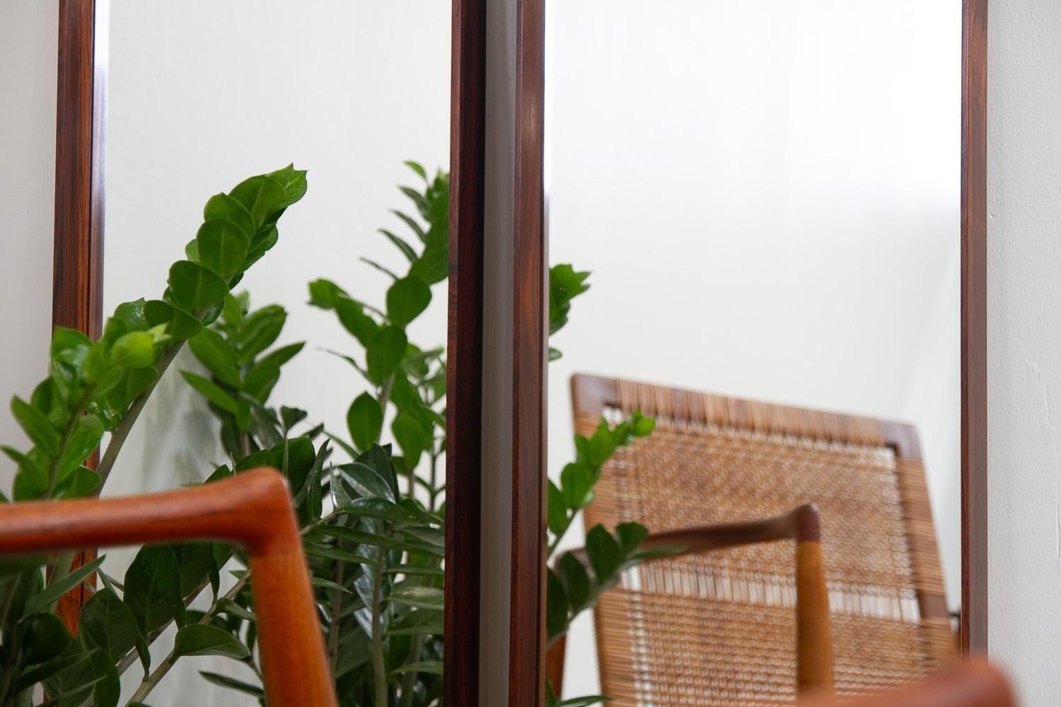 photo vintage Danish Modern Rosewood Mirrors By Niels Clausen For Nc Møbler, 1960s. Set Of 2.